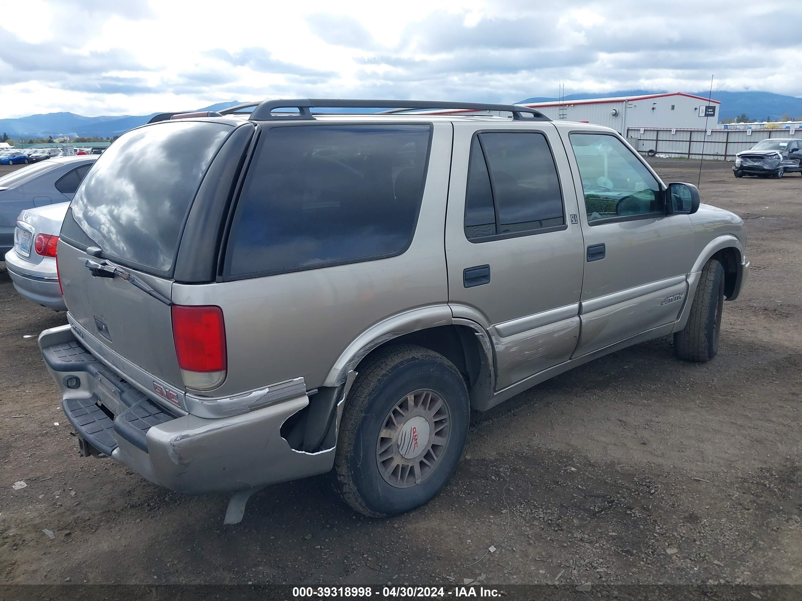 Photo 3 VIN: 1GKDT13W6Y2318580 - GMC JIMMY 