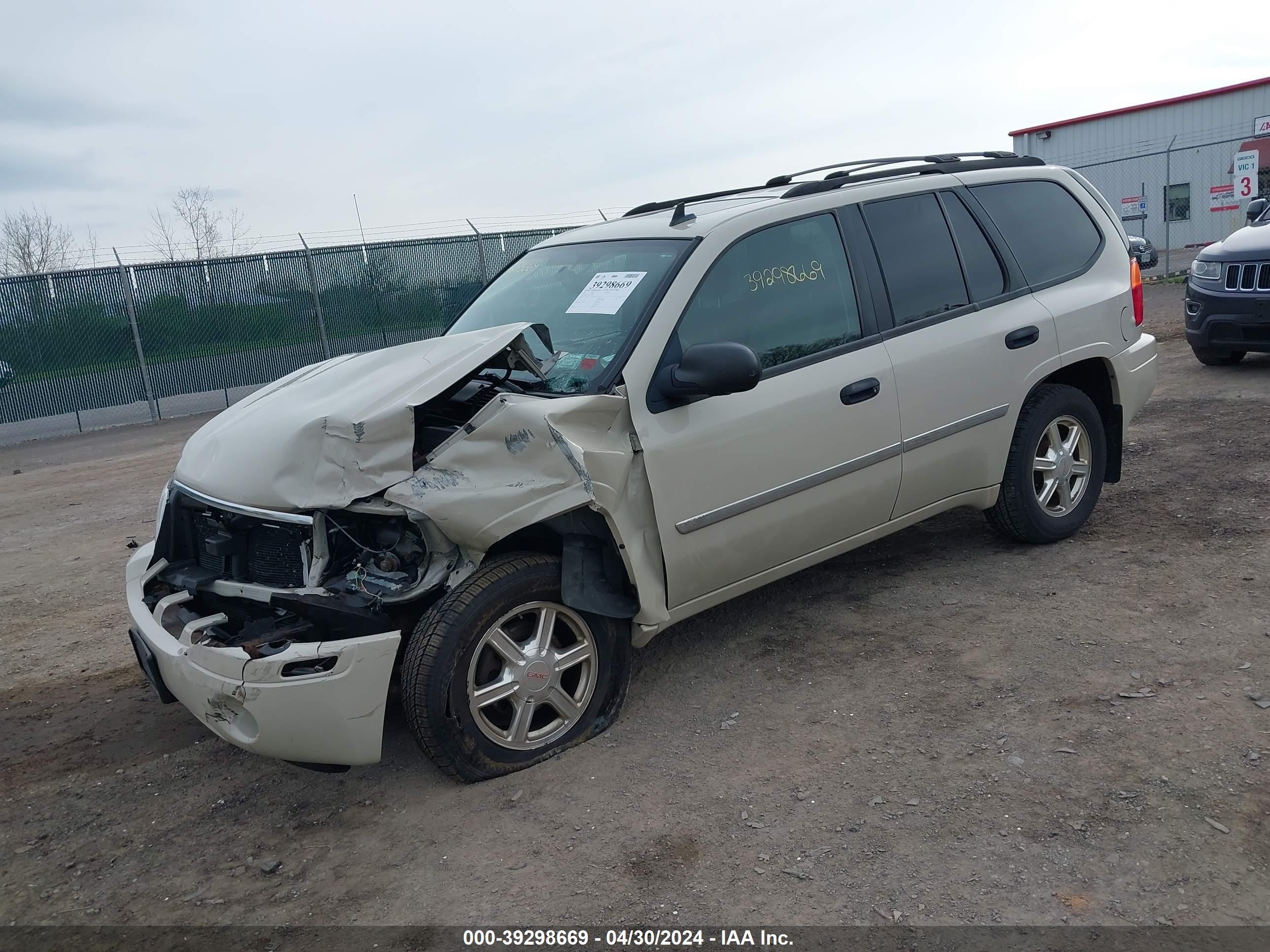 Photo 1 VIN: 1GKDT33S092102119 - GMC ENVOY 