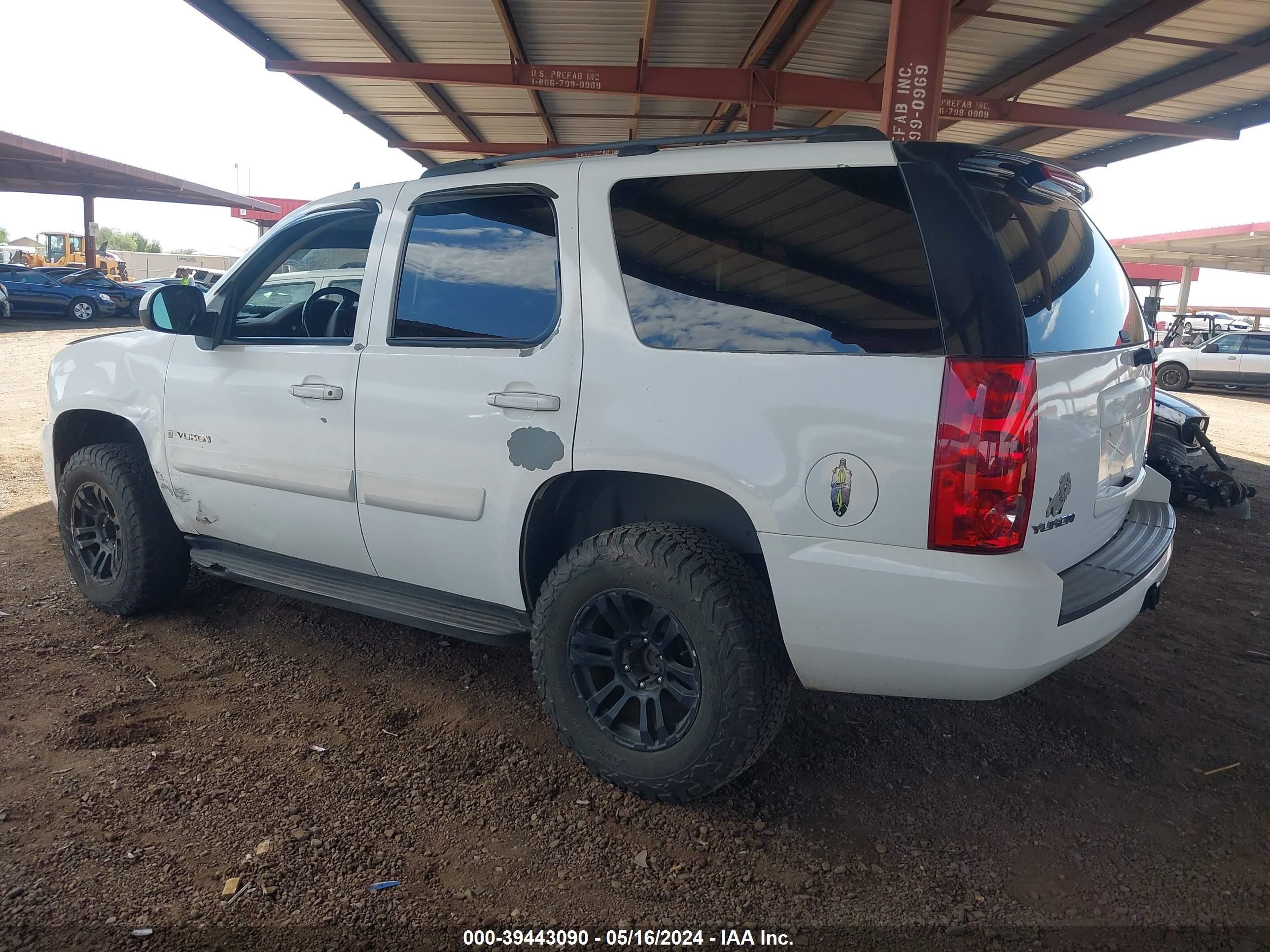 Photo 2 VIN: 1GKEC13J87J133041 - GMC YUKON 