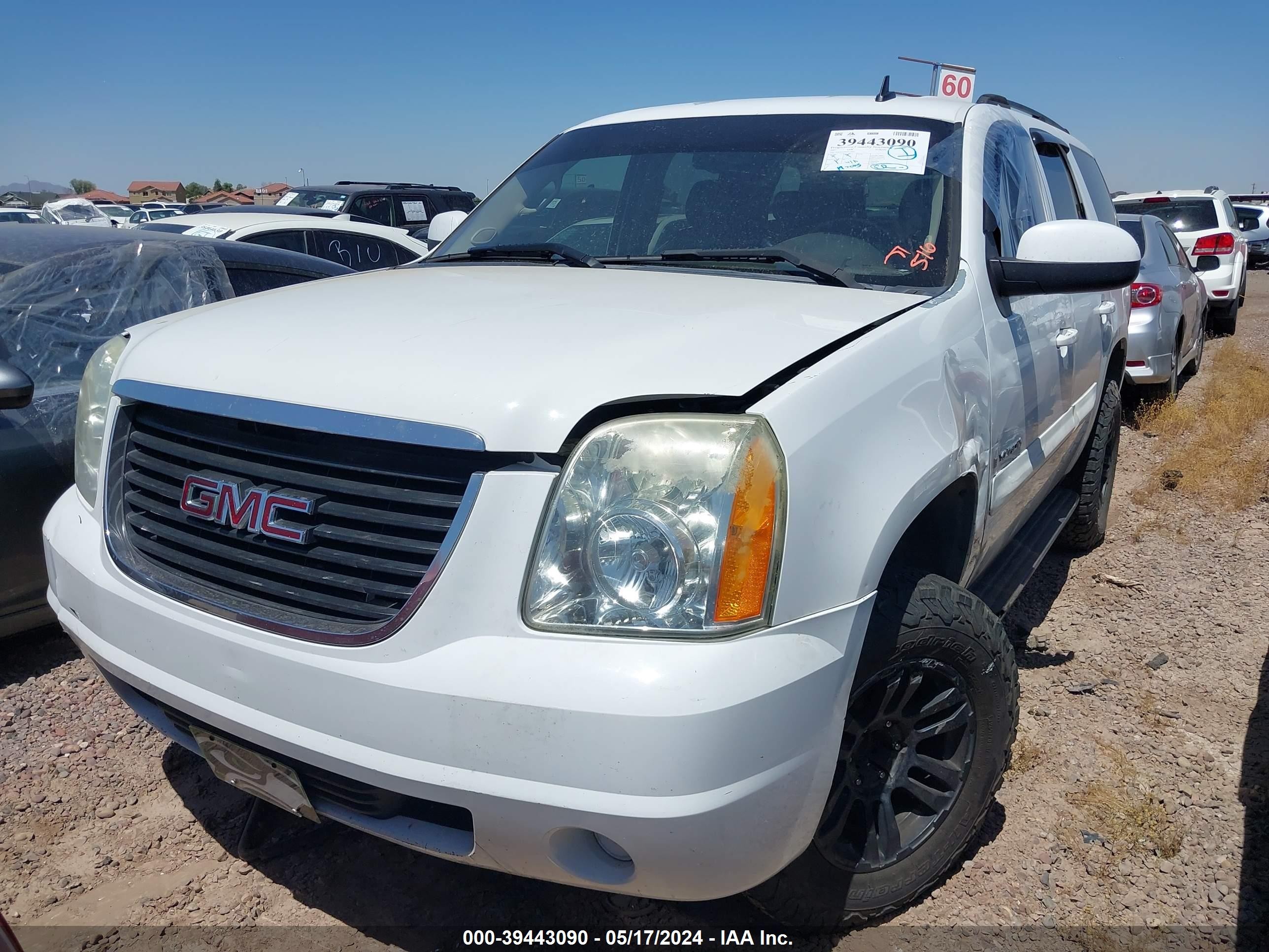 Photo 5 VIN: 1GKEC13J87J133041 - GMC YUKON 