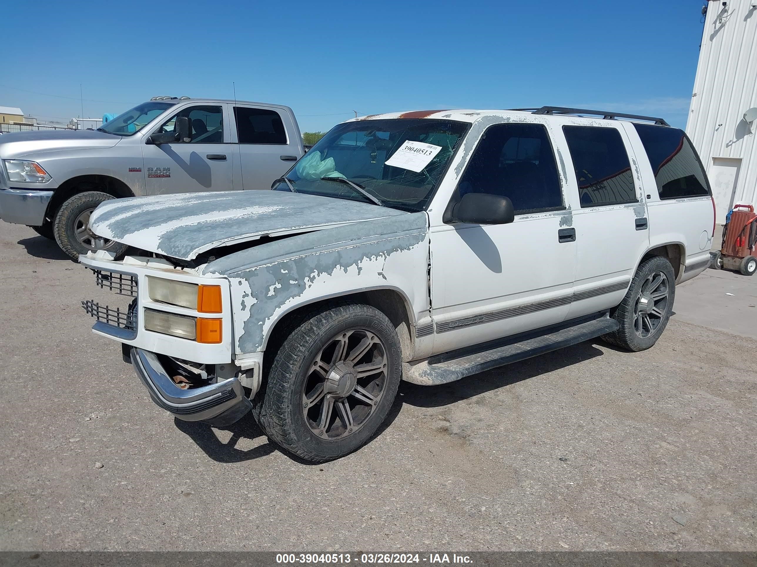 Photo 1 VIN: 1GKEC13R0VJ743048 - GMC YUKON 