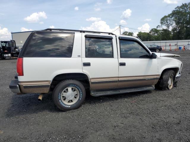 Photo 2 VIN: 1GKEC13R7WJ732808 - GMC YUKON 