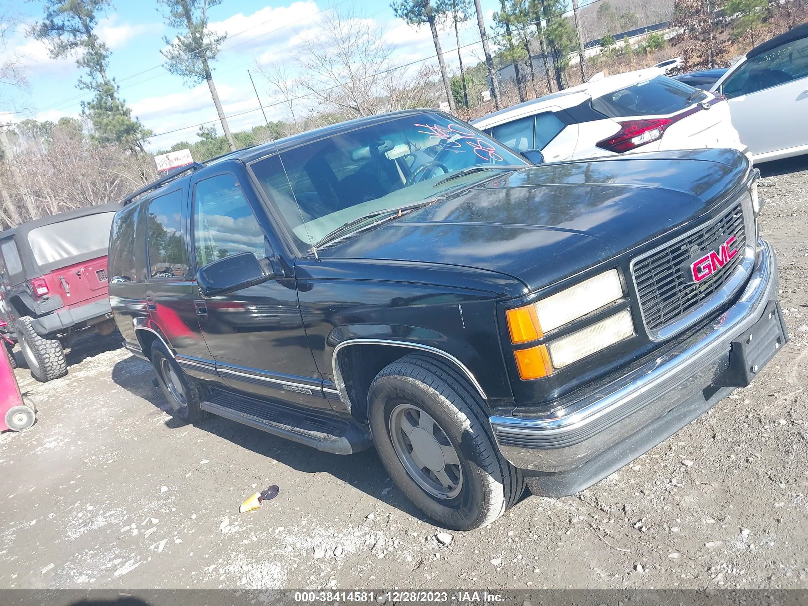 Photo 0 VIN: 1GKEC13RXXJ743741 - GMC YUKON 