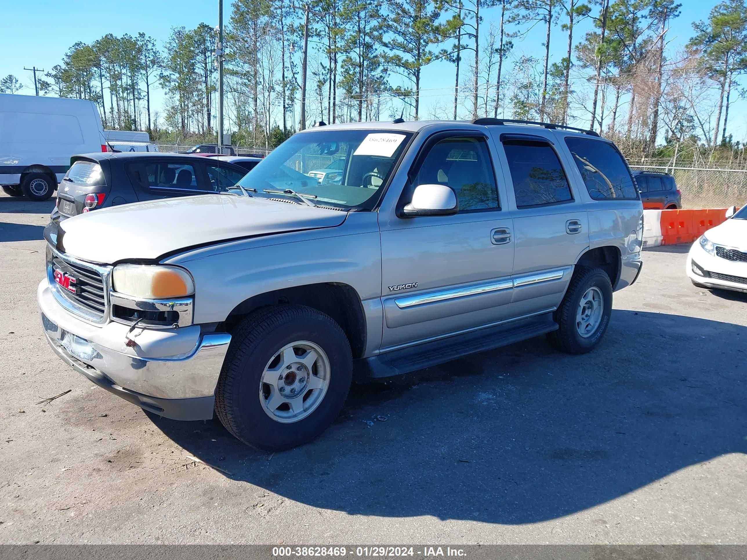 Photo 1 VIN: 1GKEC13T25R143791 - GMC YUKON 