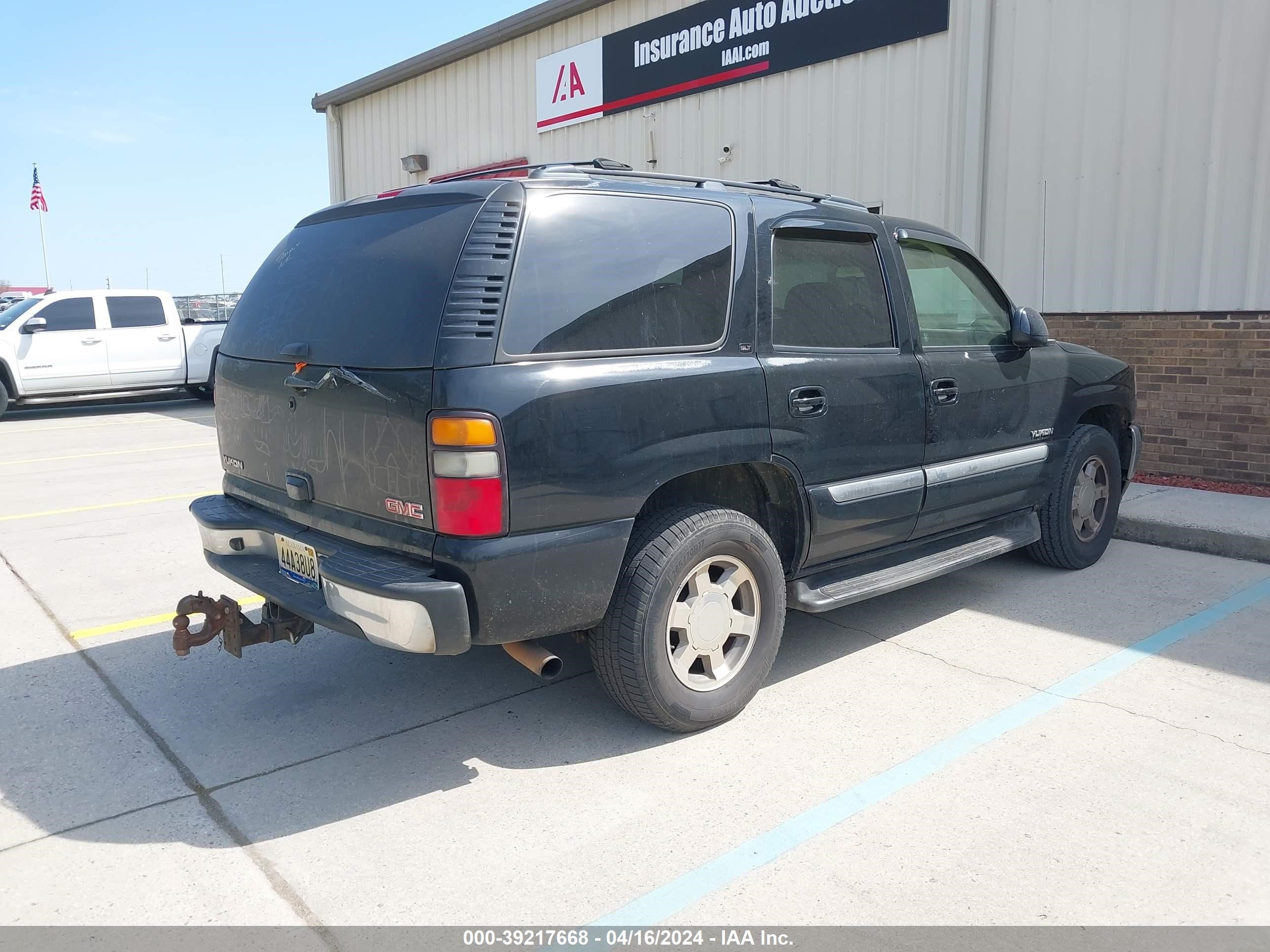 Photo 3 VIN: 1GKEC13T26J113934 - GMC YUKON 