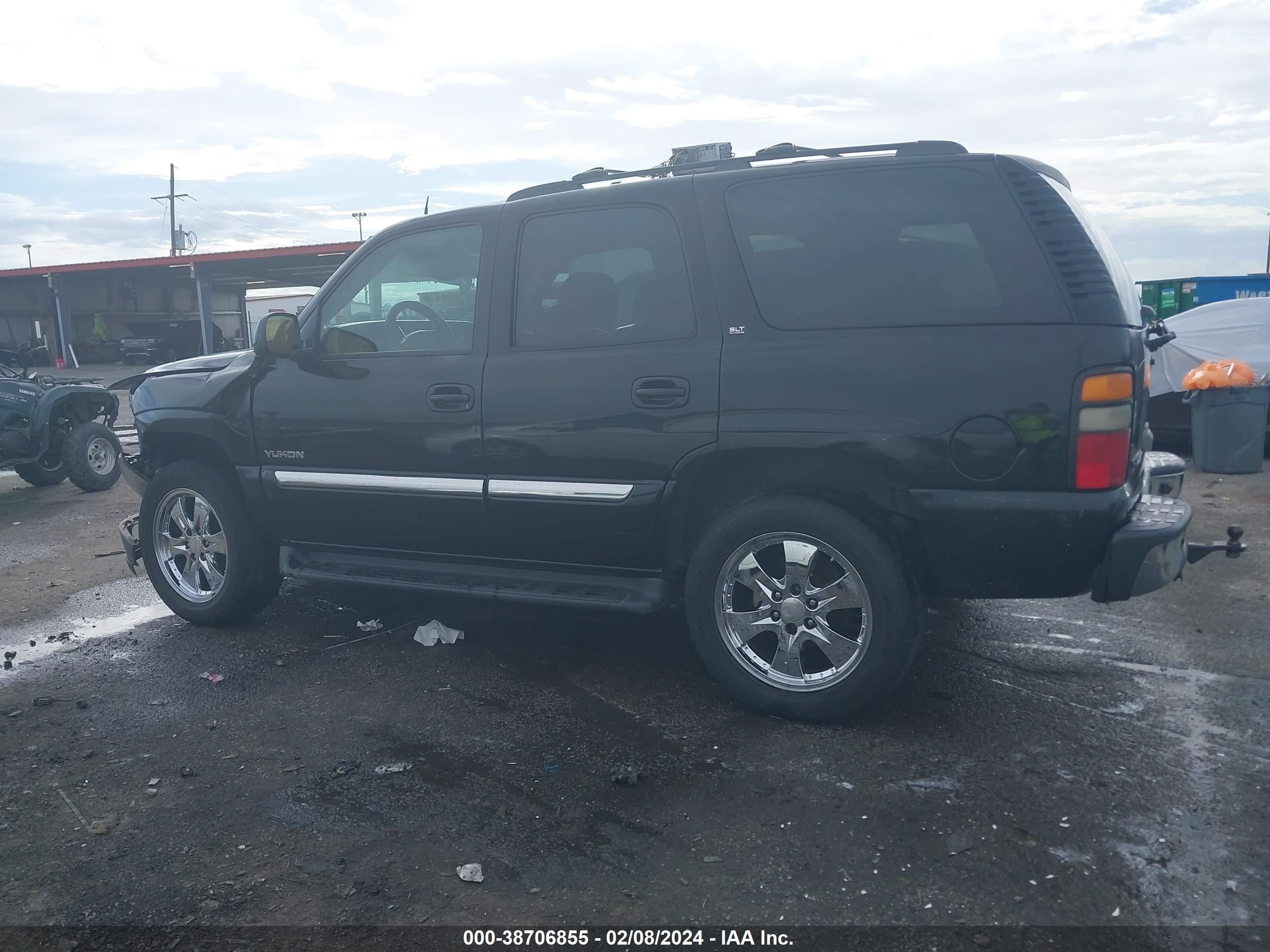 Photo 13 VIN: 1GKEC13T35R260442 - GMC YUKON 