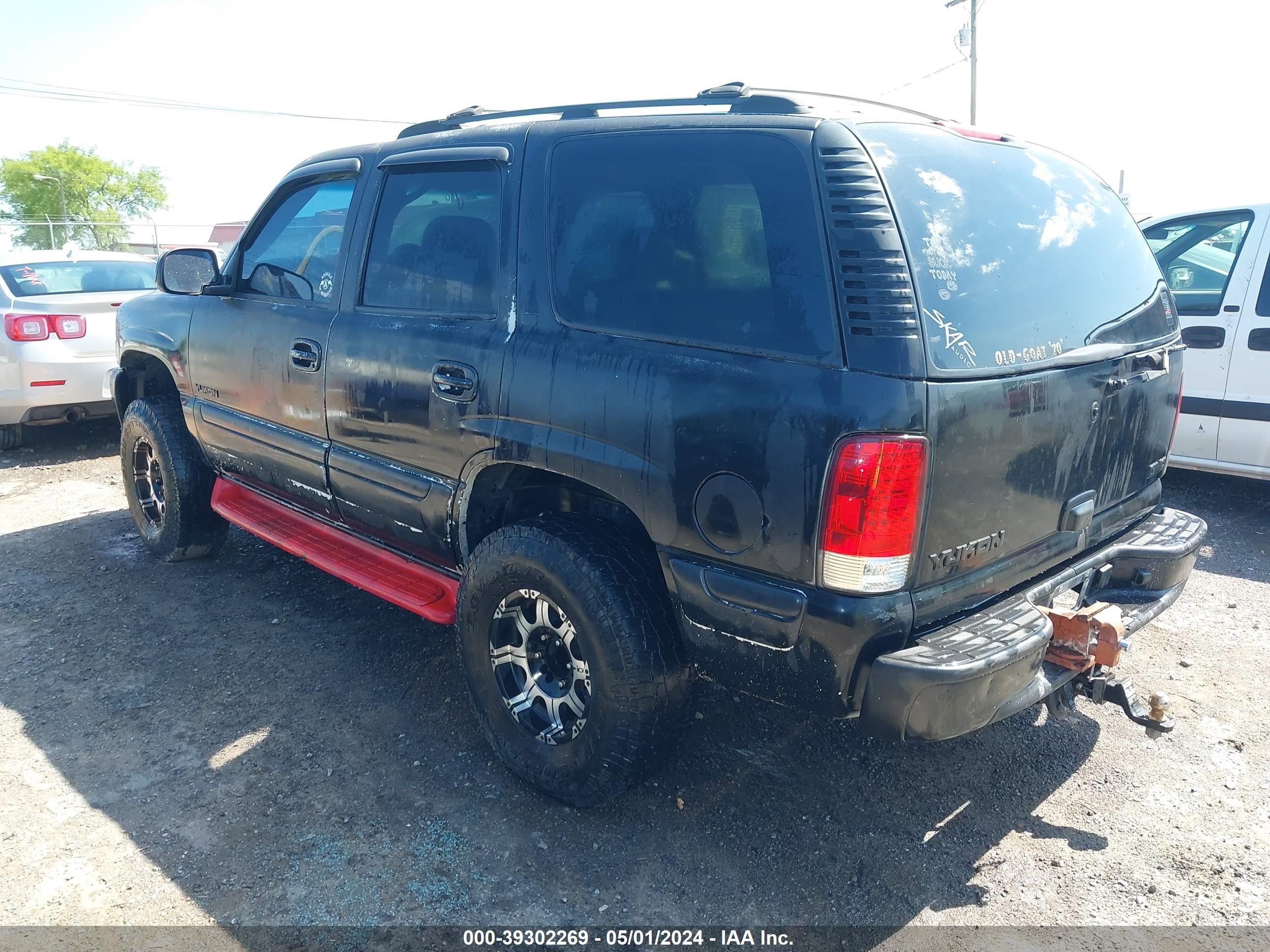 Photo 2 VIN: 1GKEC13T5YJ150463 - GMC YUKON 