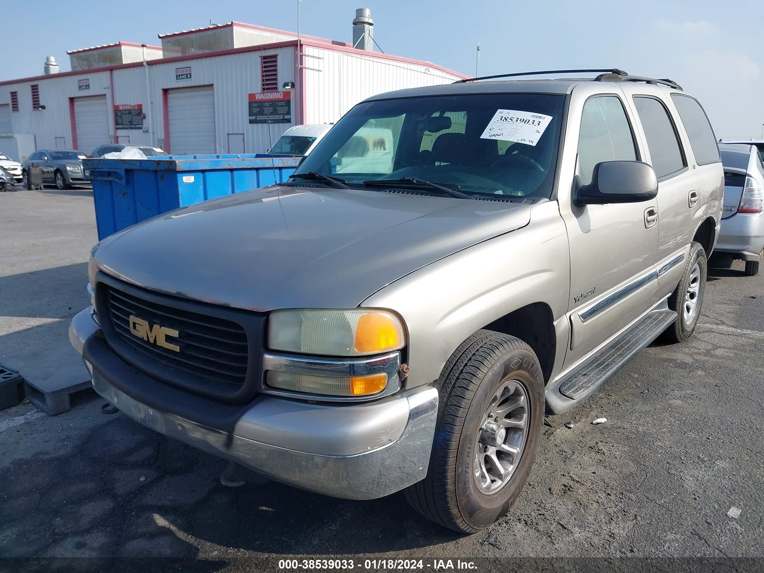 Photo 5 VIN: 1GKEC13T62R275190 - GMC YUKON 