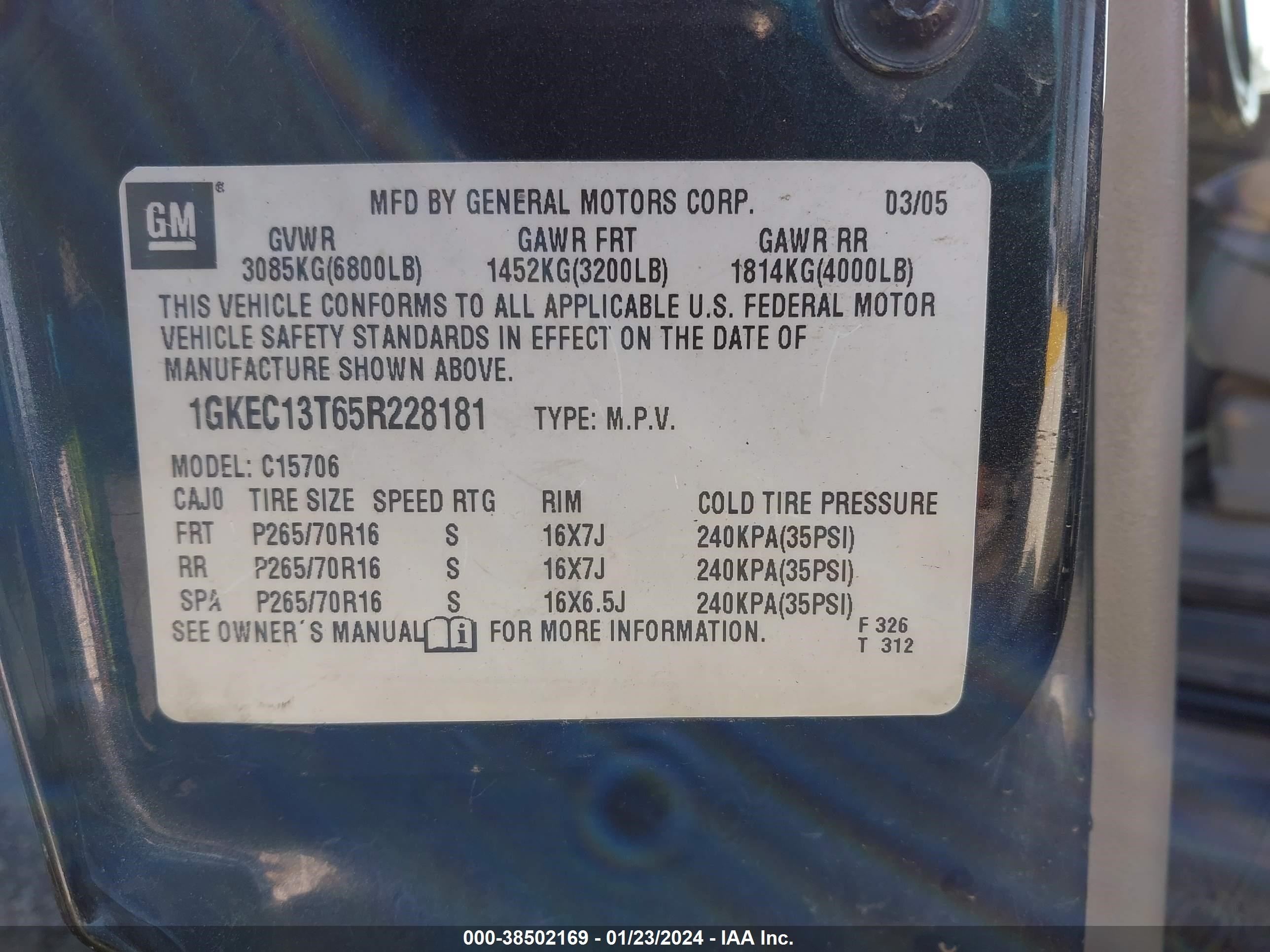 Photo 8 VIN: 1GKEC13T65R228181 - GMC YUKON 