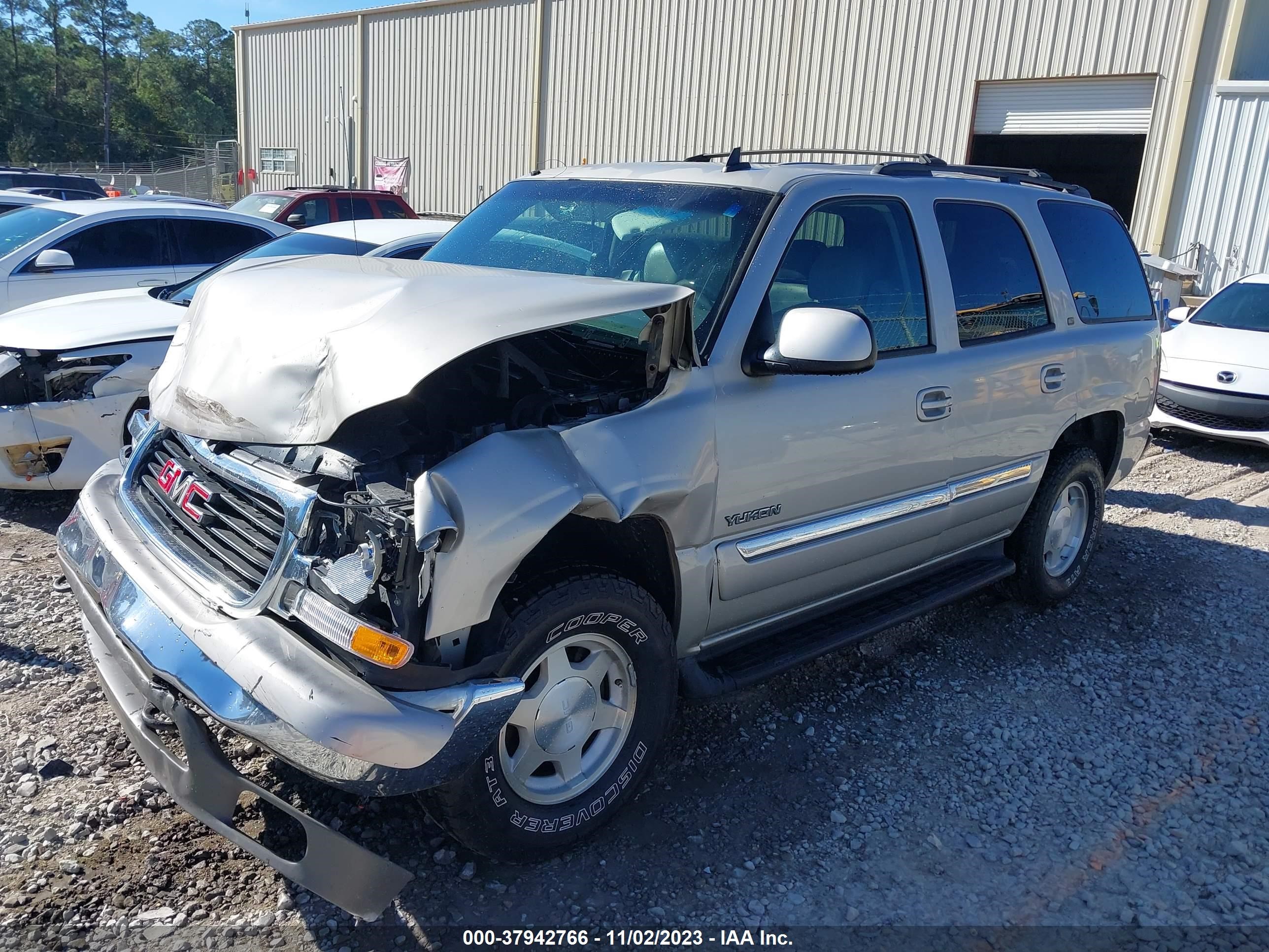 Photo 1 VIN: 1GKEC13T66R126140 - GMC YUKON 