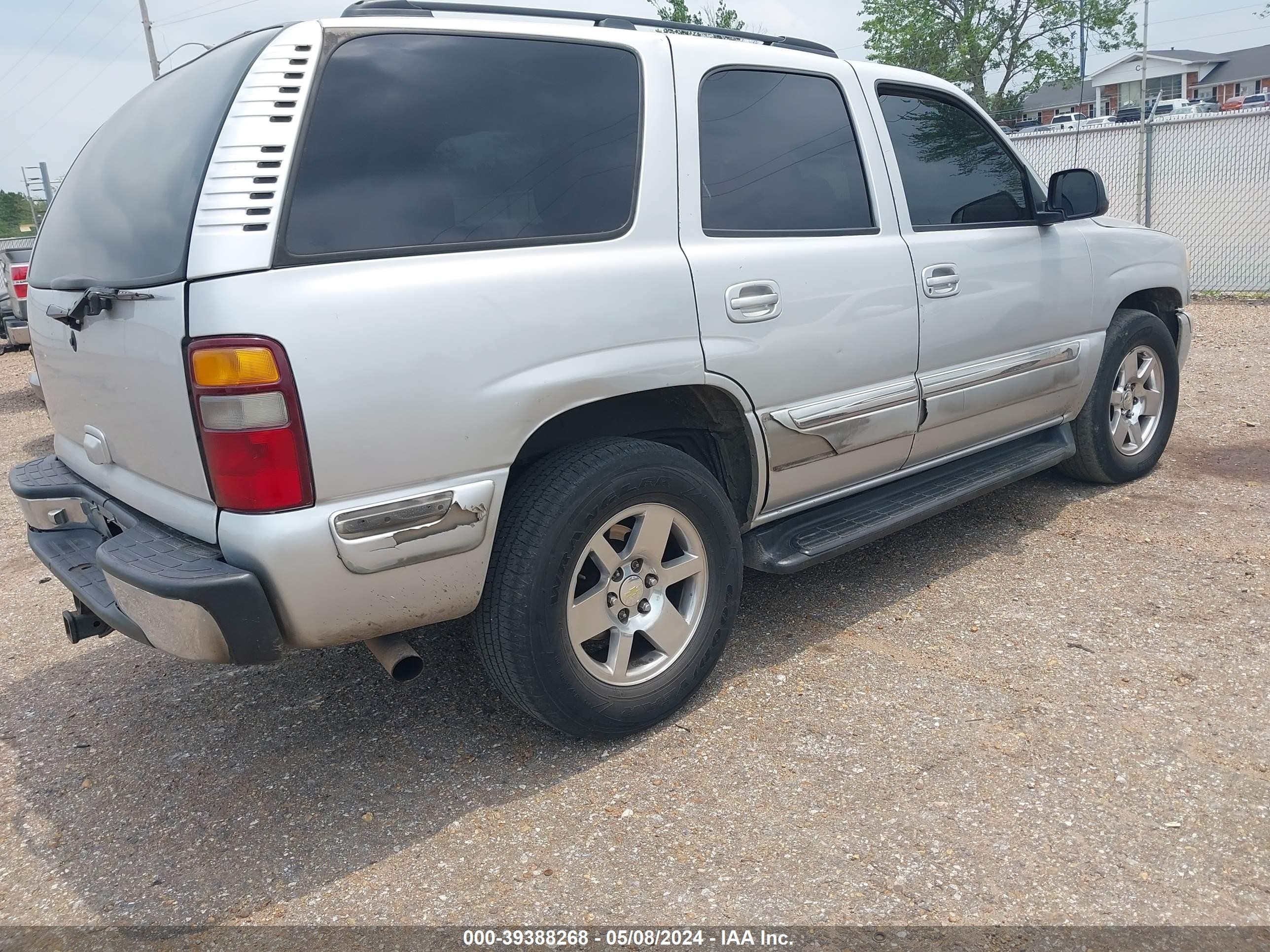 Photo 3 VIN: 1GKEC13T6YJ203106 - GMC YUKON 