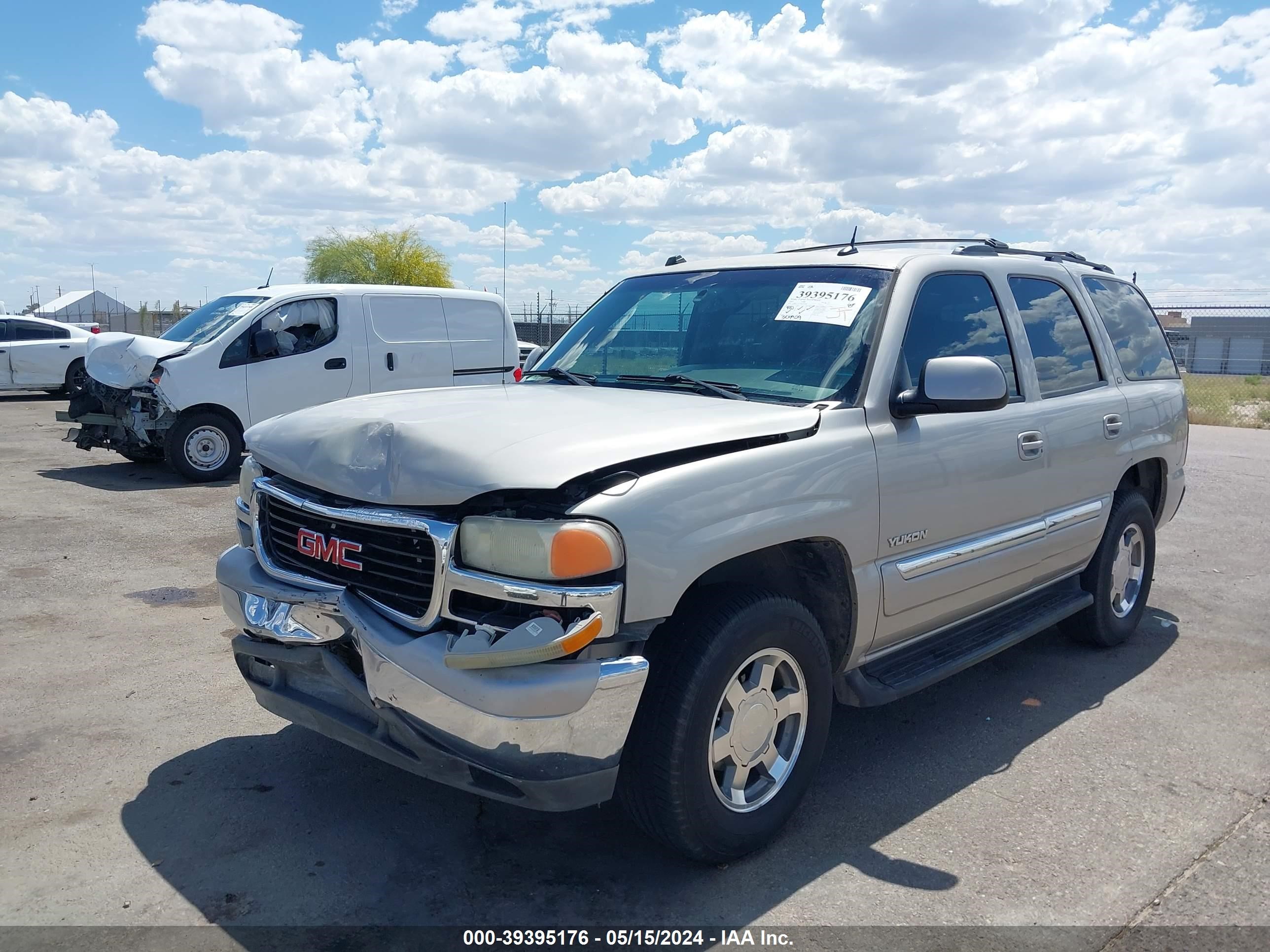 Photo 1 VIN: 1GKEC13T75R271783 - GMC YUKON 