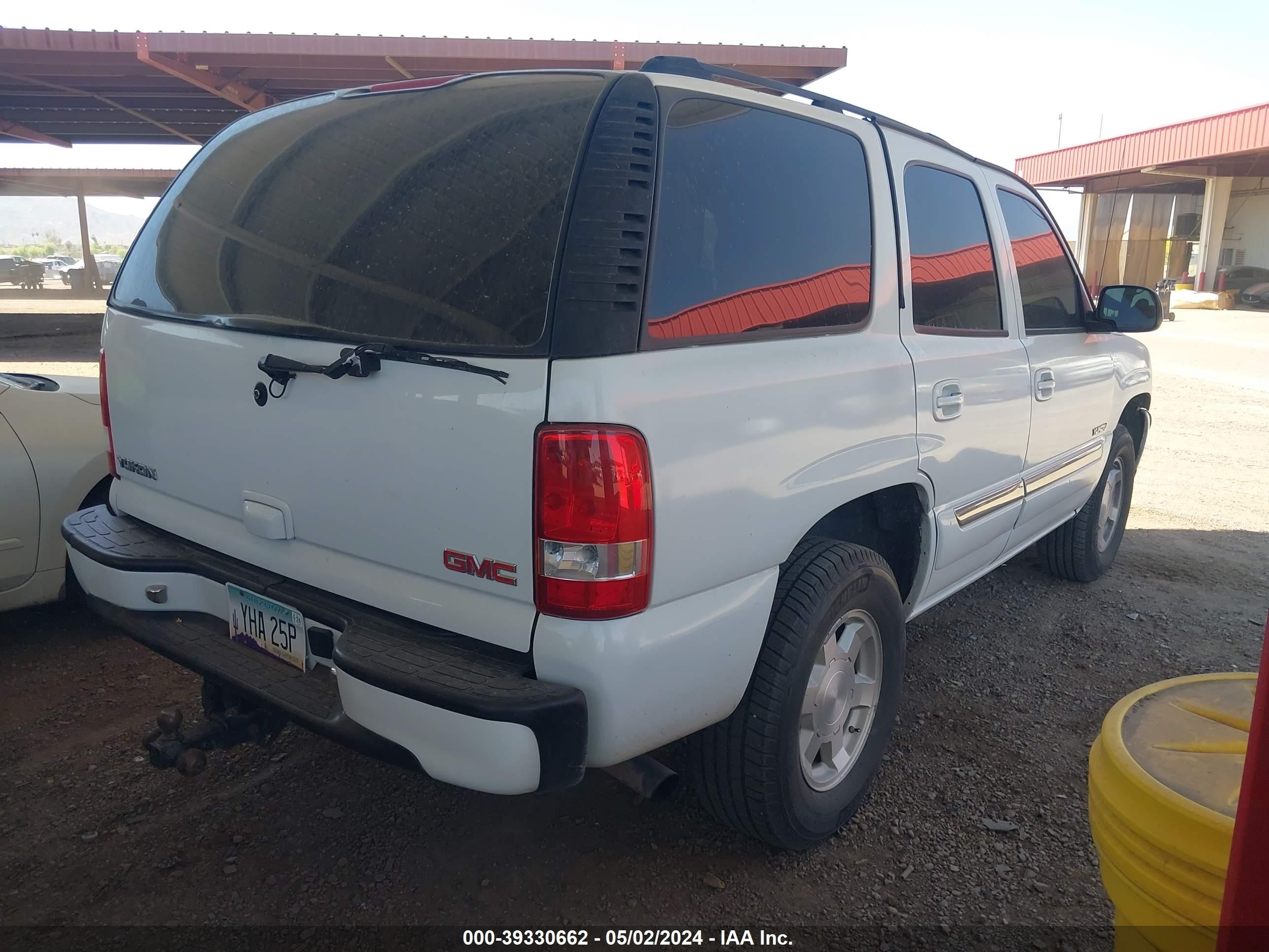 Photo 3 VIN: 1GKEC13T95J204097 - GMC YUKON 