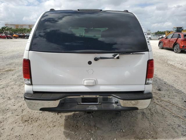 Photo 5 VIN: 1GKEC13V04R248393 - GMC YUKON 