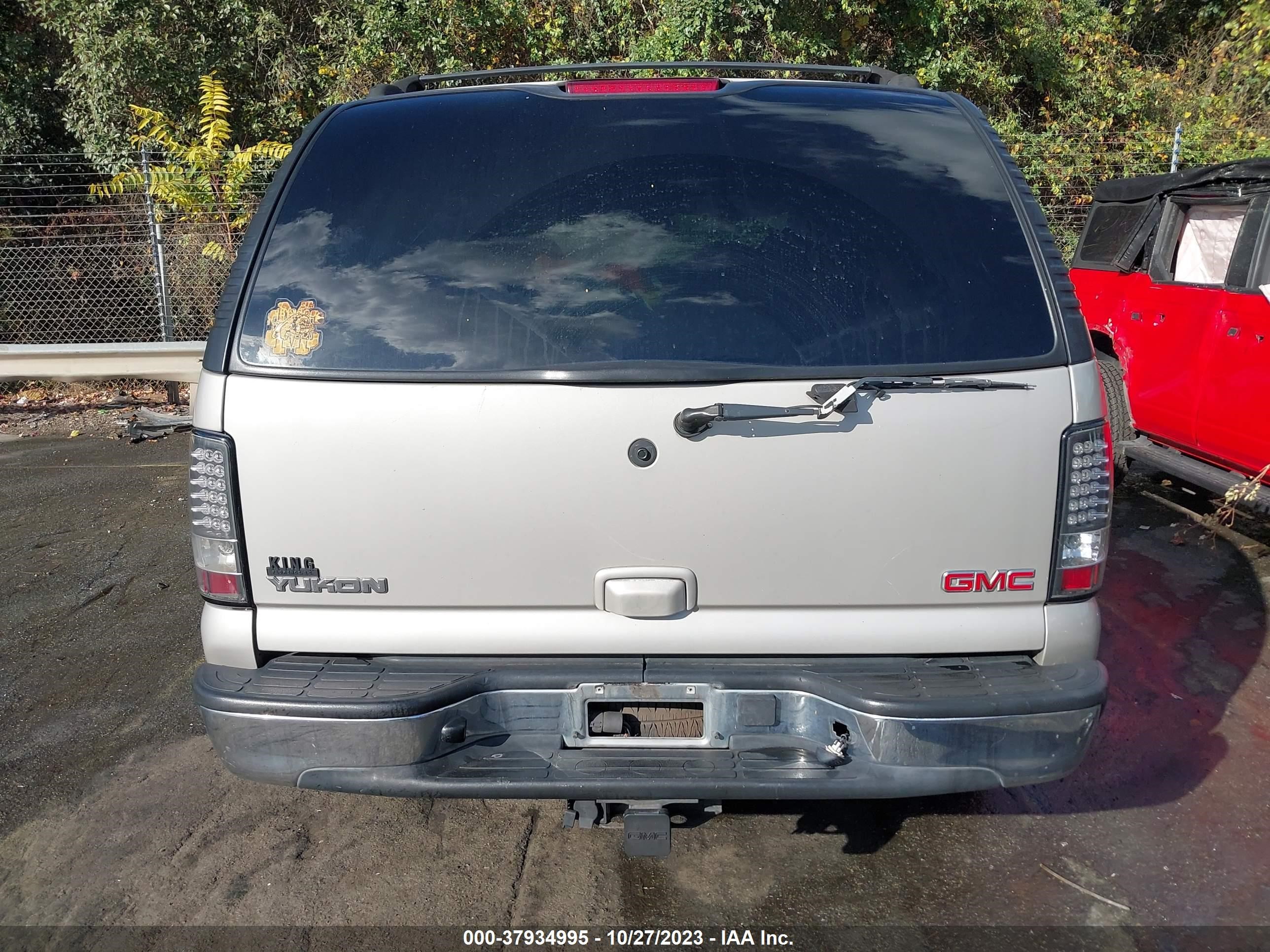 Photo 15 VIN: 1GKEC13V24R297840 - GMC YUKON 