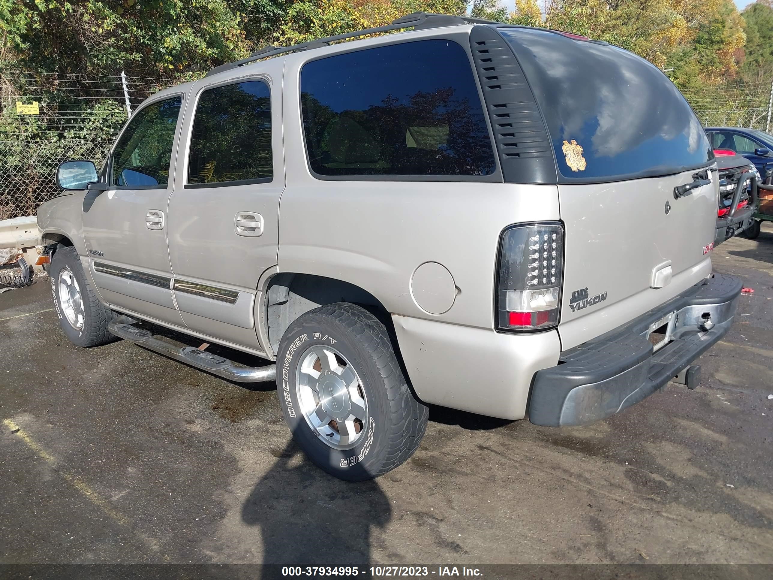 Photo 2 VIN: 1GKEC13V24R297840 - GMC YUKON 