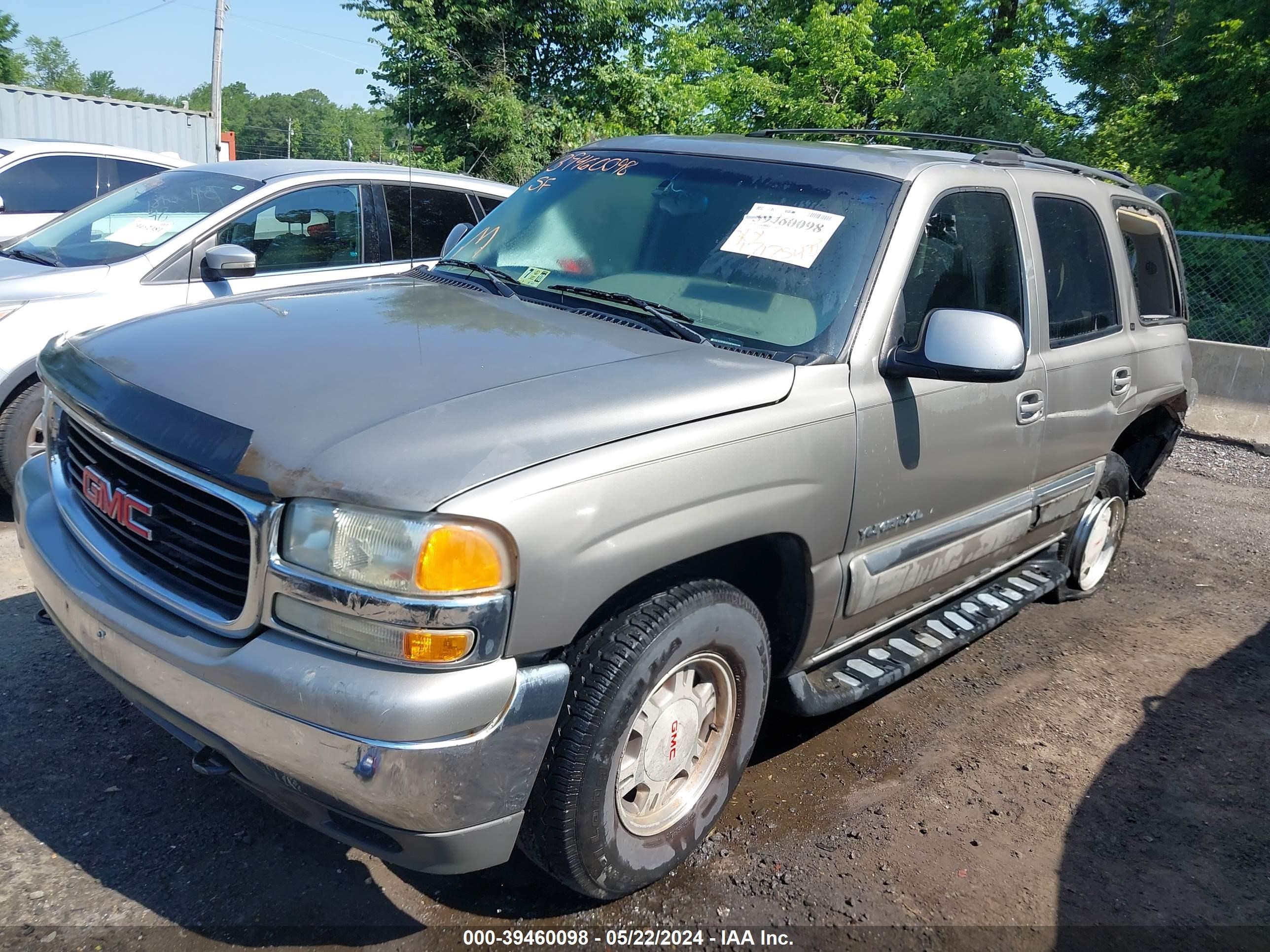 Photo 1 VIN: 1GKEC13V52R323070 - GMC YUKON 