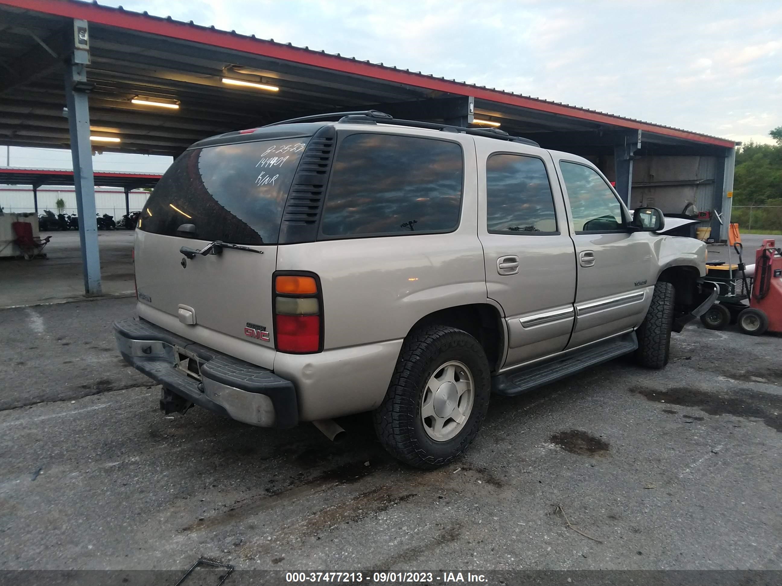 Photo 3 VIN: 1GKEC13V56R149409 - GMC YUKON 