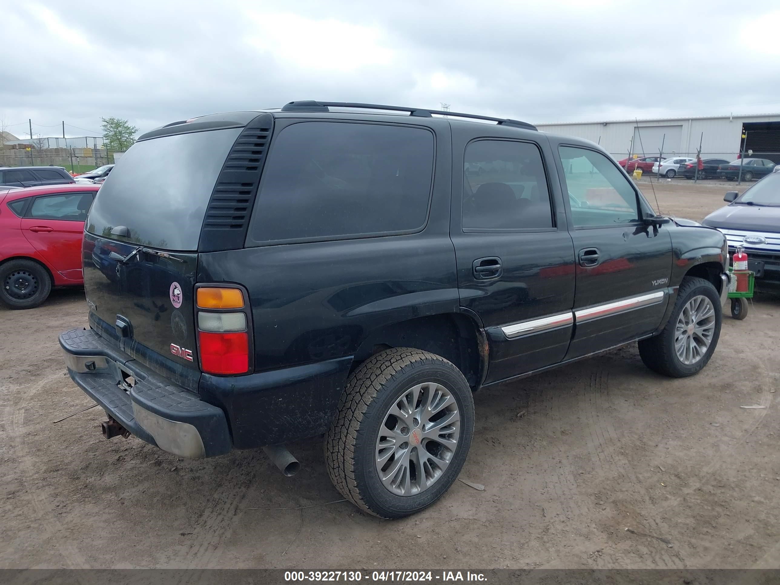 Photo 3 VIN: 1GKEC13V56R162726 - GMC YUKON 