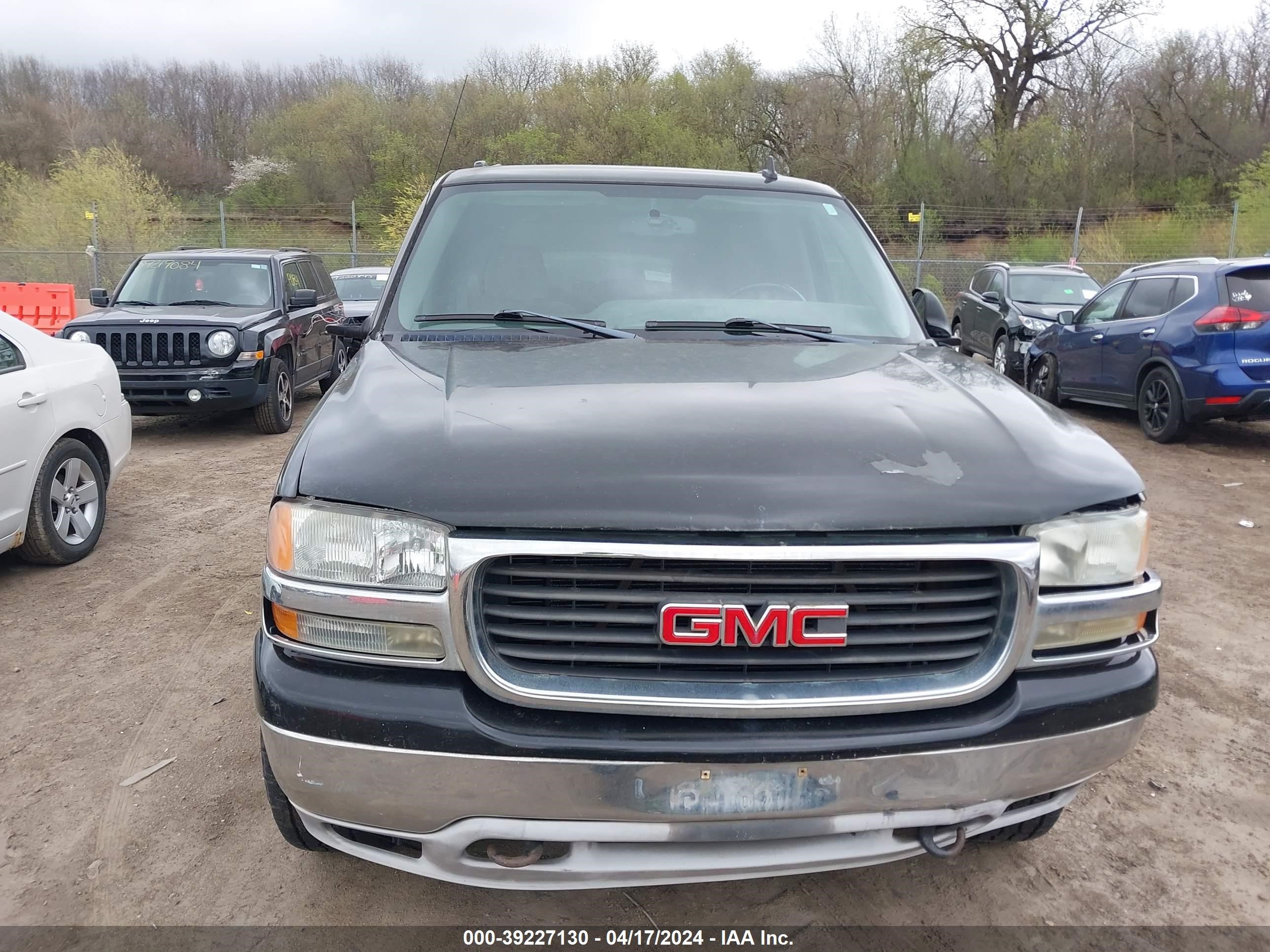 Photo 5 VIN: 1GKEC13V56R162726 - GMC YUKON 