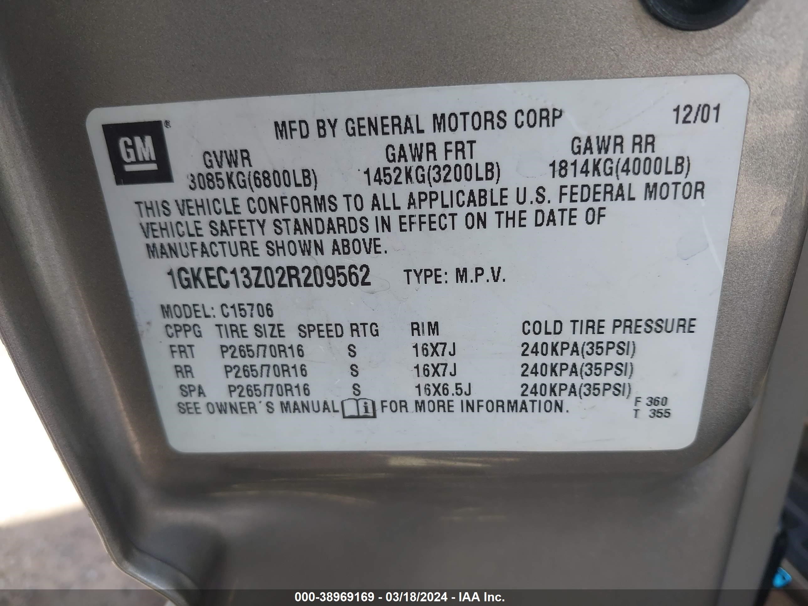 Photo 8 VIN: 1GKEC13Z02R209562 - GMC YUKON 