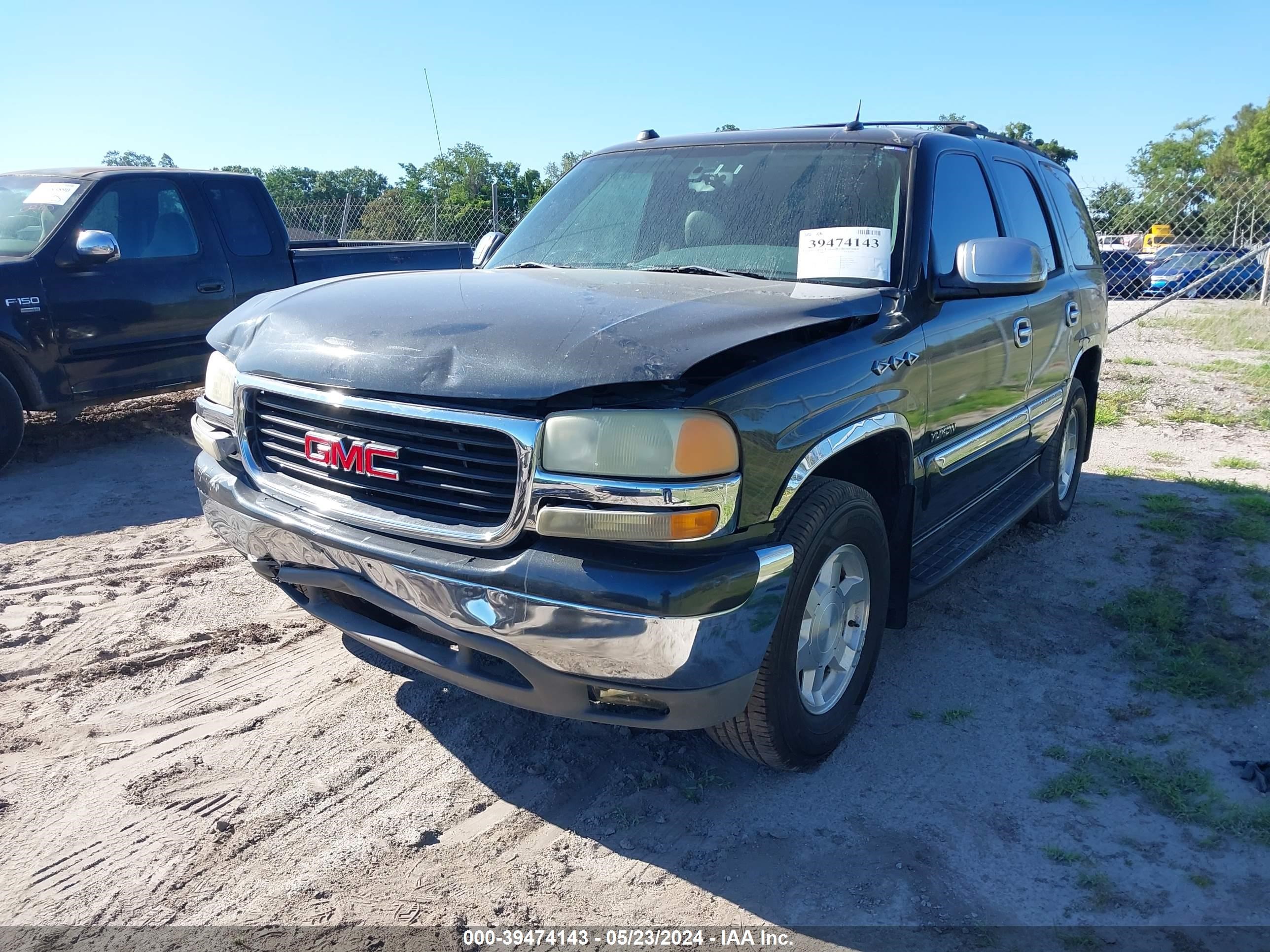 Photo 5 VIN: 1GKEC13Z04R270672 - GMC YUKON 