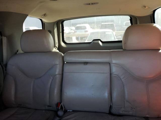 Photo 9 VIN: 1GKEC13Z32J179200 - GMC YUKON 