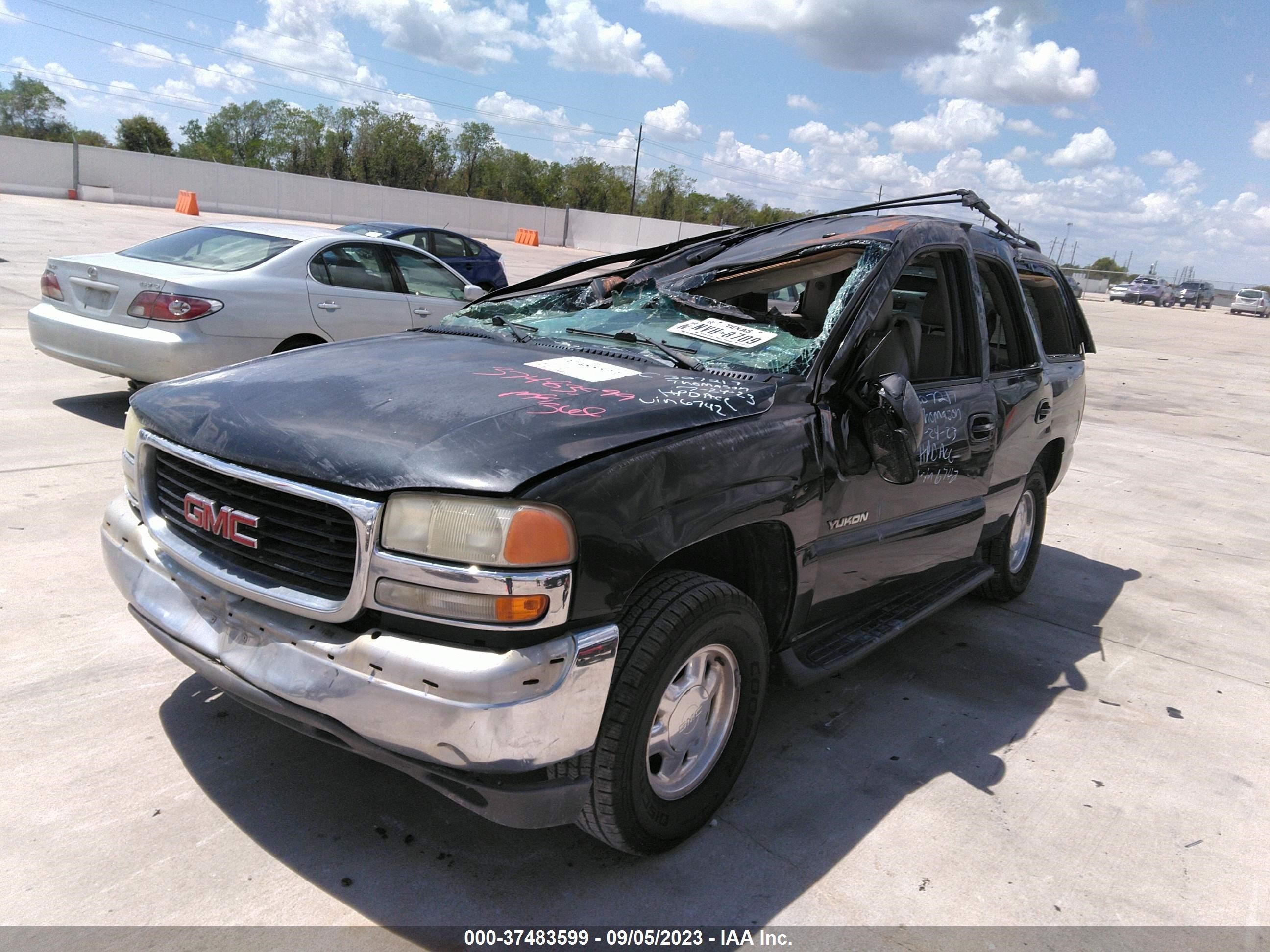 Photo 5 VIN: 1GKEC13Z53R276742 - GMC YUKON 