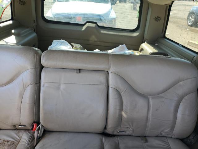 Photo 9 VIN: 1GKEC13Z62R241612 - GMC YUKON 