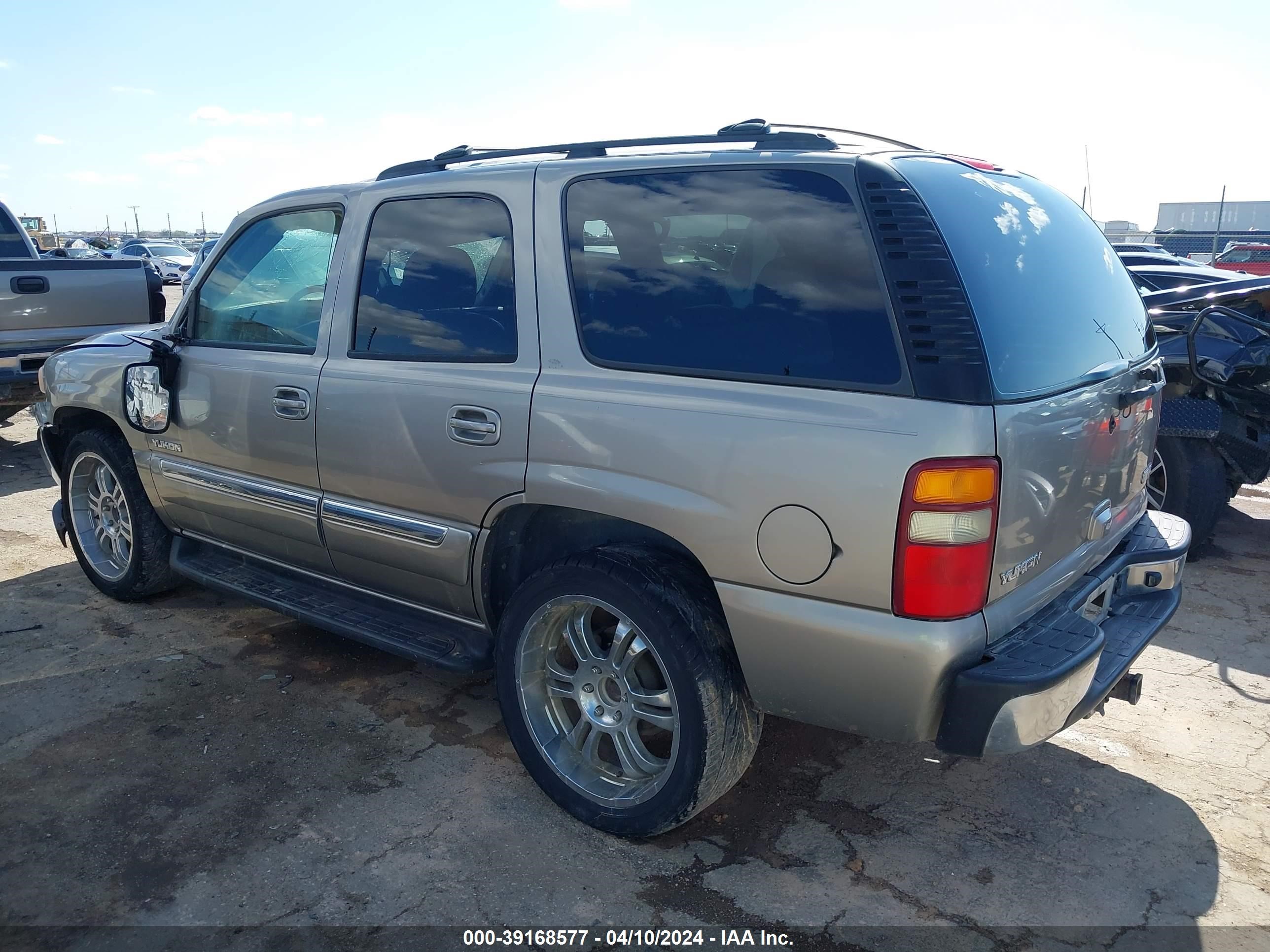 Photo 2 VIN: 1GKEC13Z63R308226 - GMC YUKON 