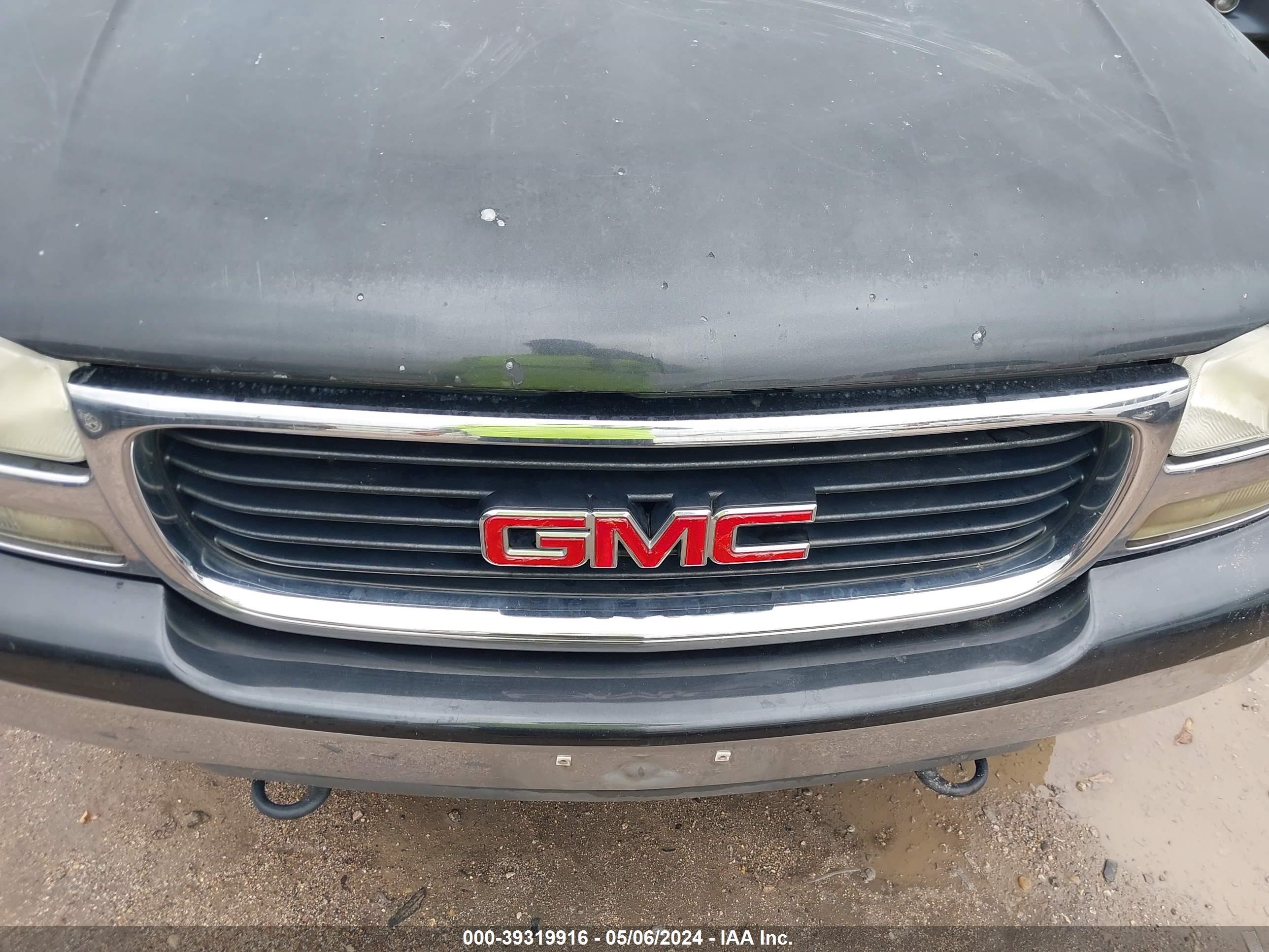 Photo 5 VIN: 1GKEC13Z64R210251 - GMC YUKON 