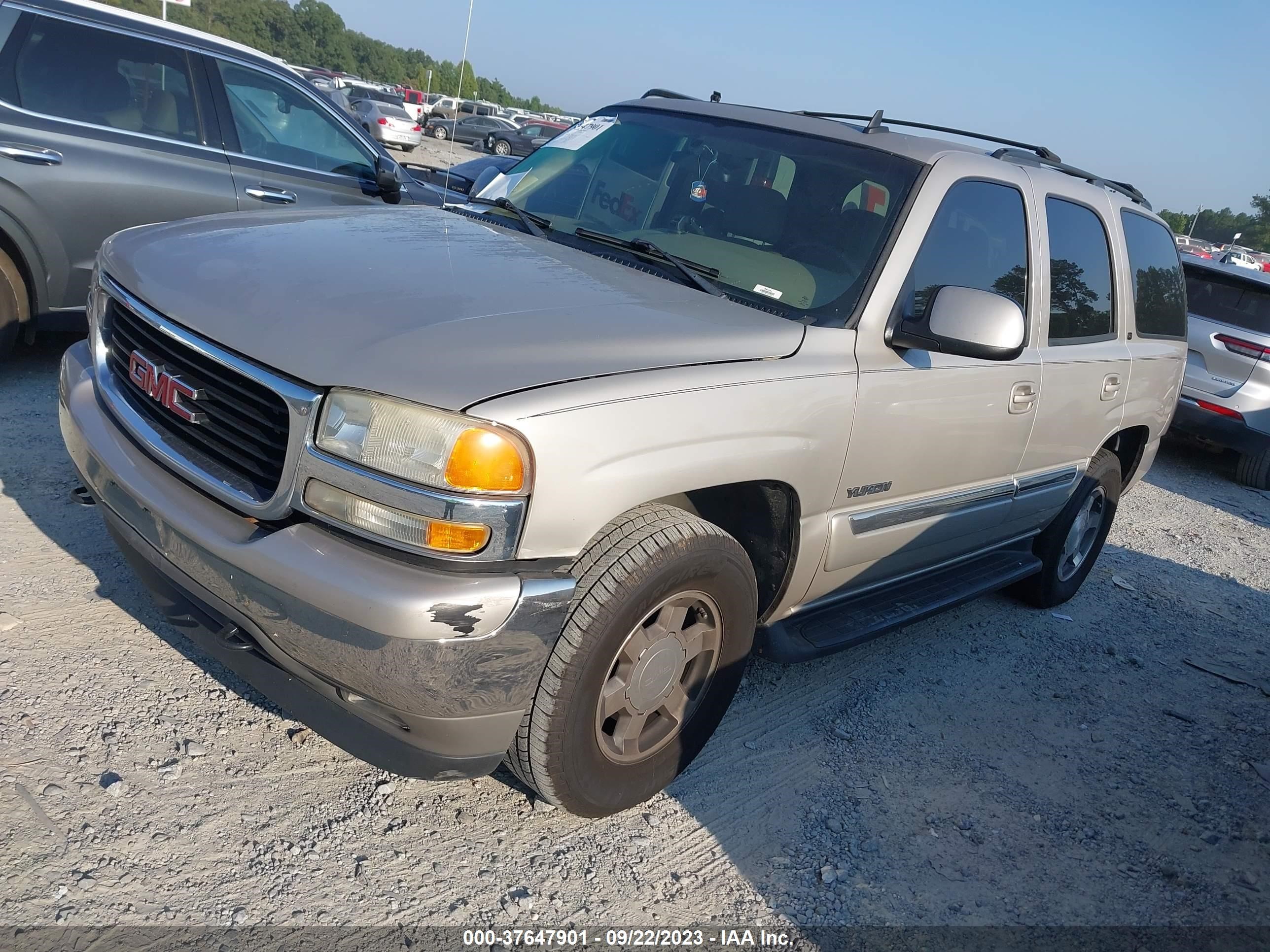 Photo 1 VIN: 1GKEC13Z66R116440 - GMC YUKON 