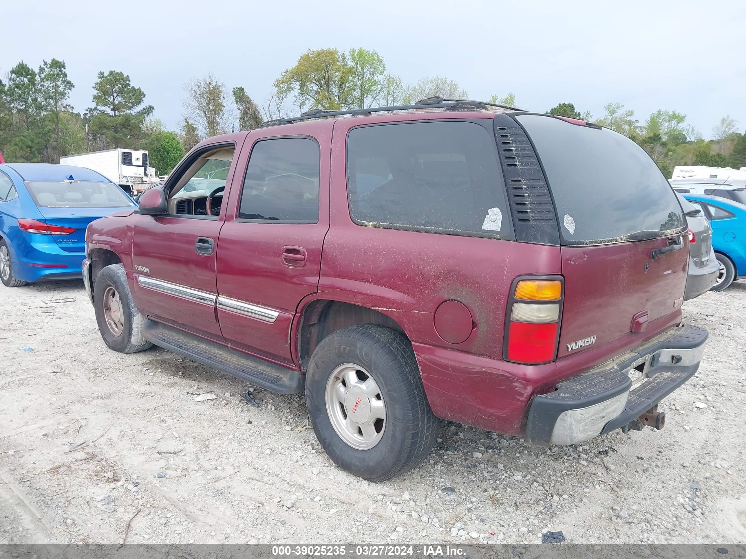 Photo 2 VIN: 1GKEC13Z74J322815 - GMC YUKON 