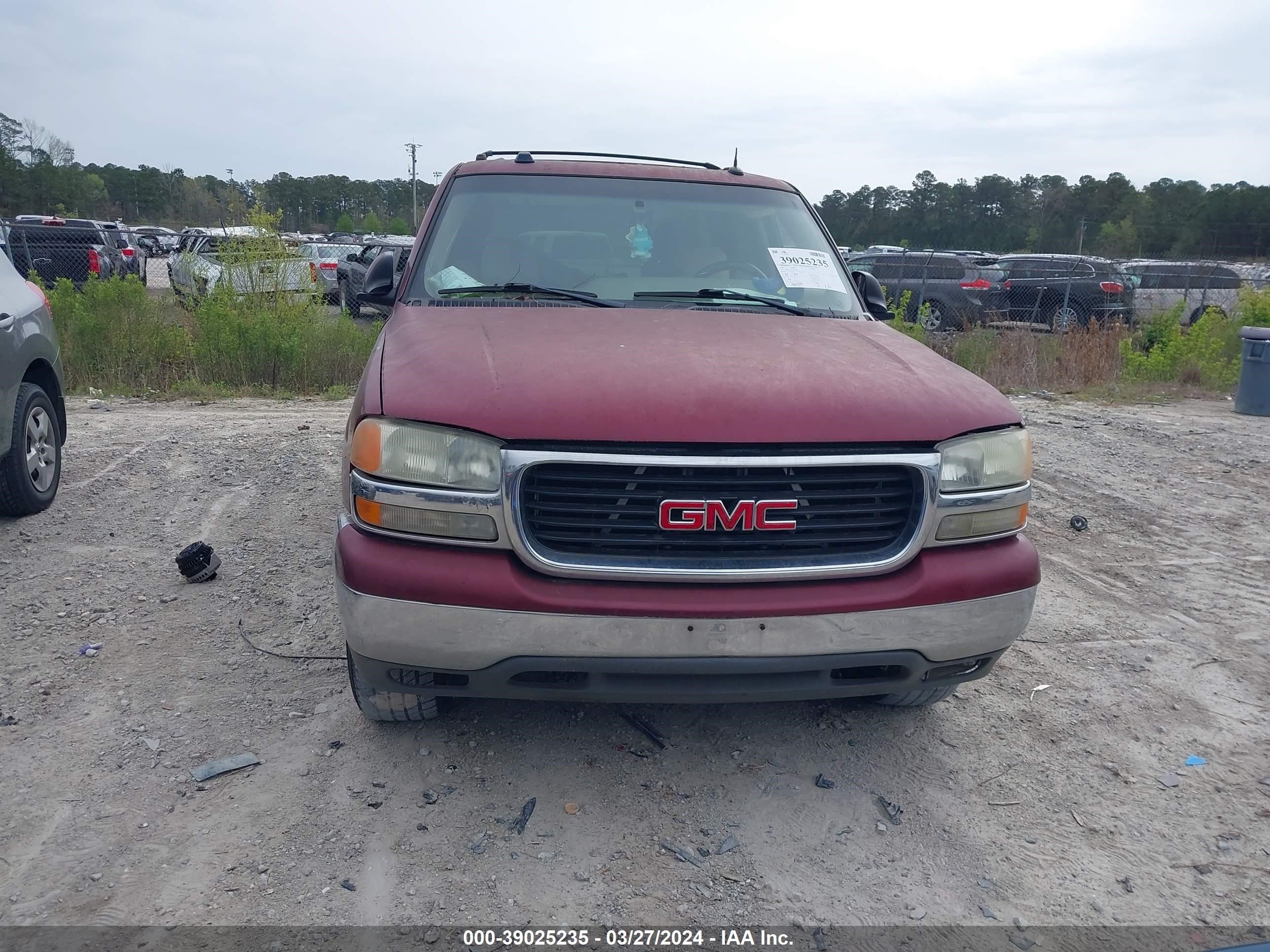 Photo 5 VIN: 1GKEC13Z74J322815 - GMC YUKON 