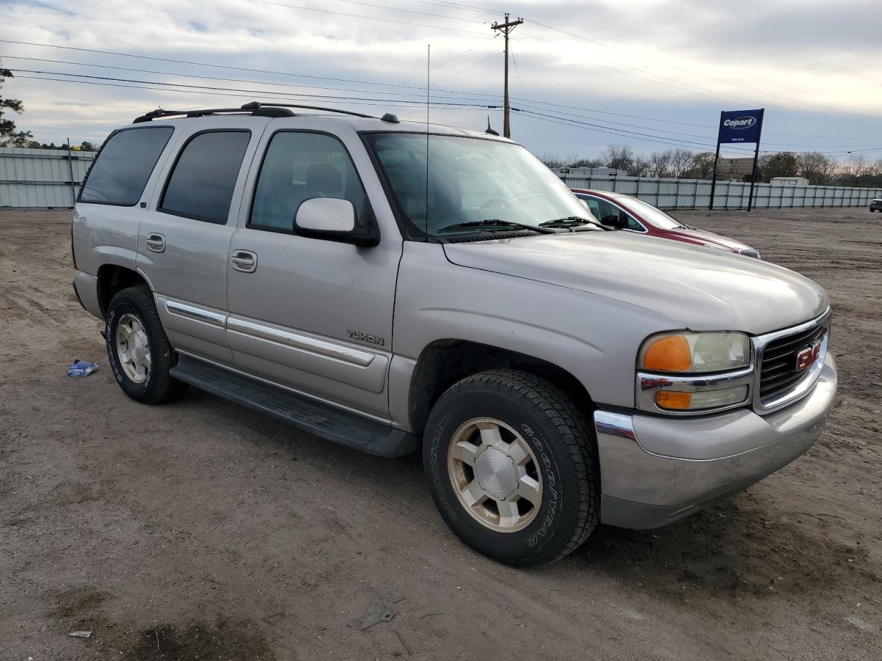 Photo 3 VIN: 1GKEC13Z74J329134 - GMC YUKON 