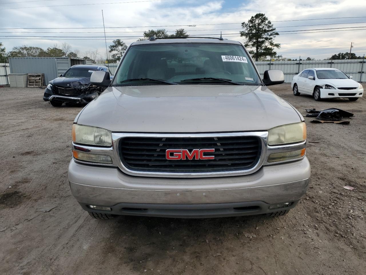 Photo 4 VIN: 1GKEC13Z74J329134 - GMC YUKON 