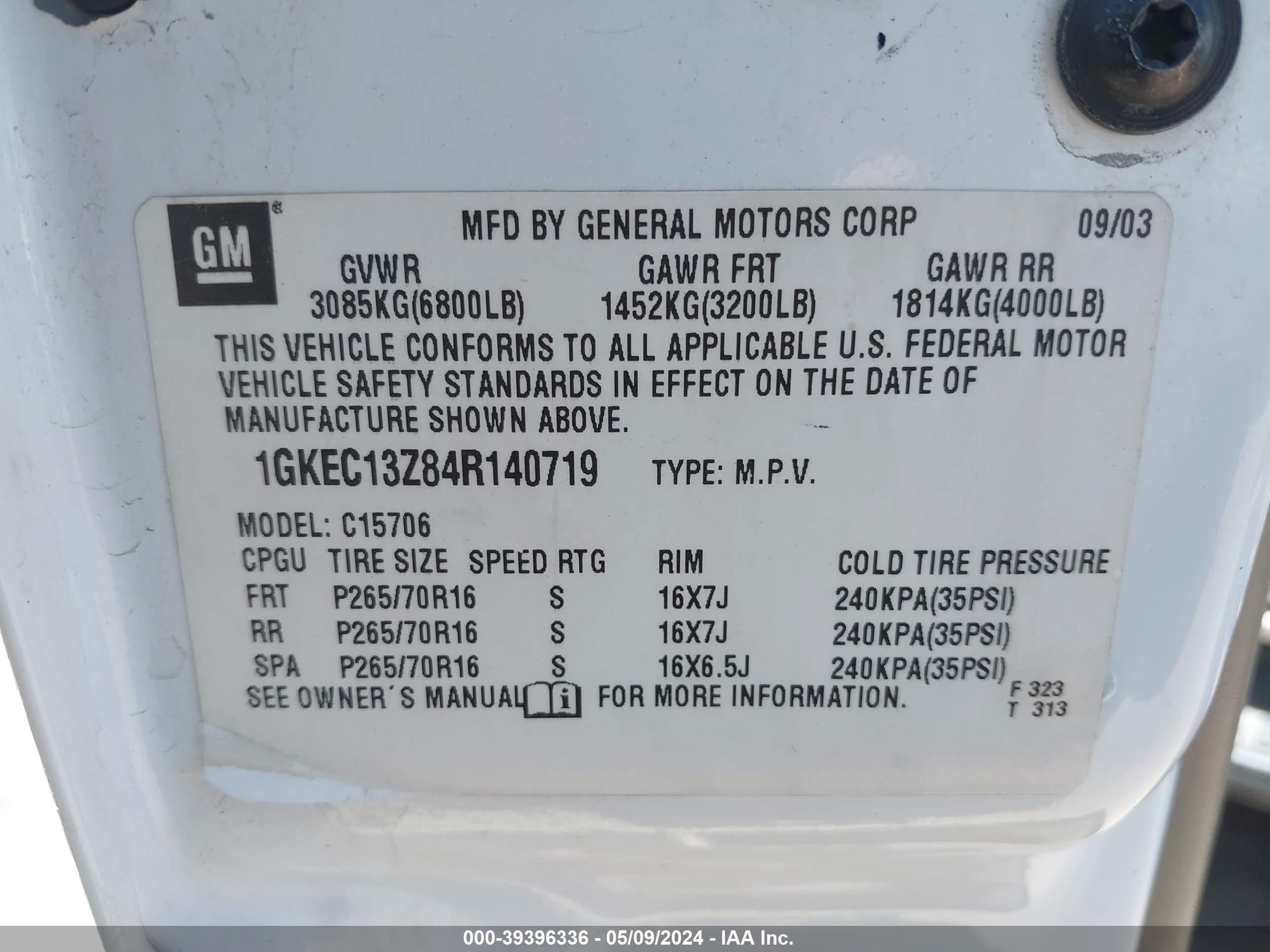 Photo 8 VIN: 1GKEC13Z84R140719 - GMC YUKON 