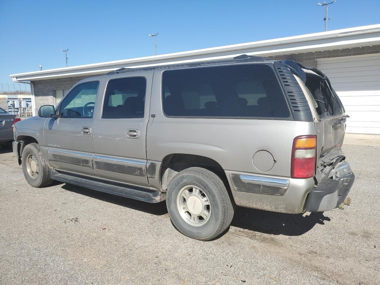 Photo 1 VIN: 1GKEC16T11J303177 - GMC YUKON 