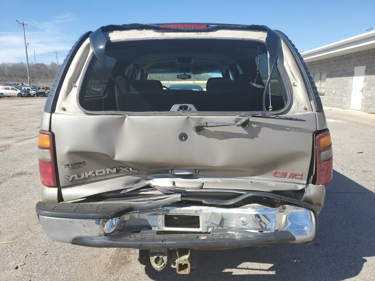 Photo 5 VIN: 1GKEC16T11J303177 - GMC YUKON 