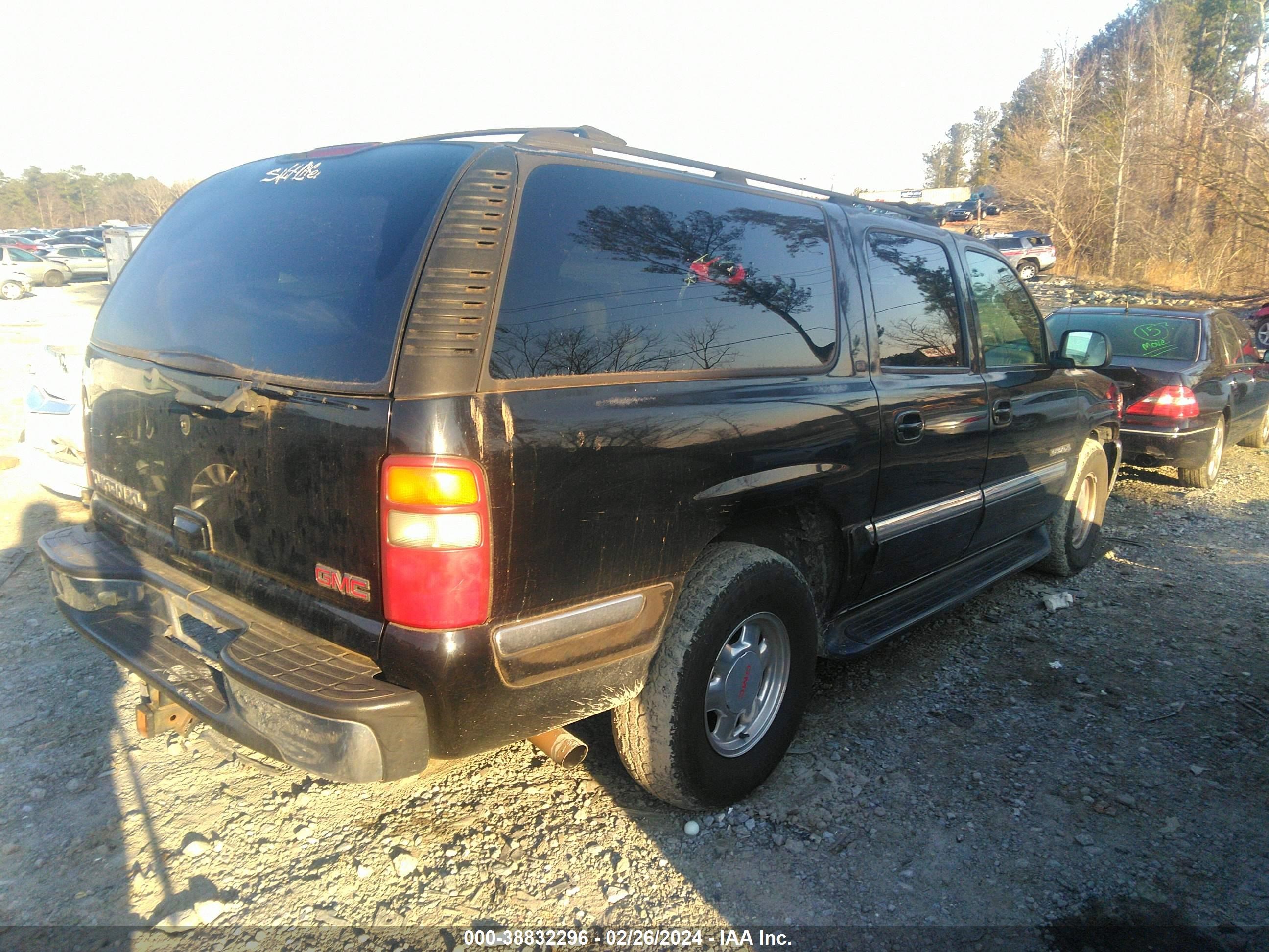 Photo 3 VIN: 1GKEC16T61J309220 - GMC NULL 