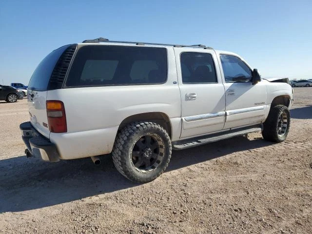 Photo 2 VIN: 1GKEC16Z32J339135 - GMC YUKON XL C 