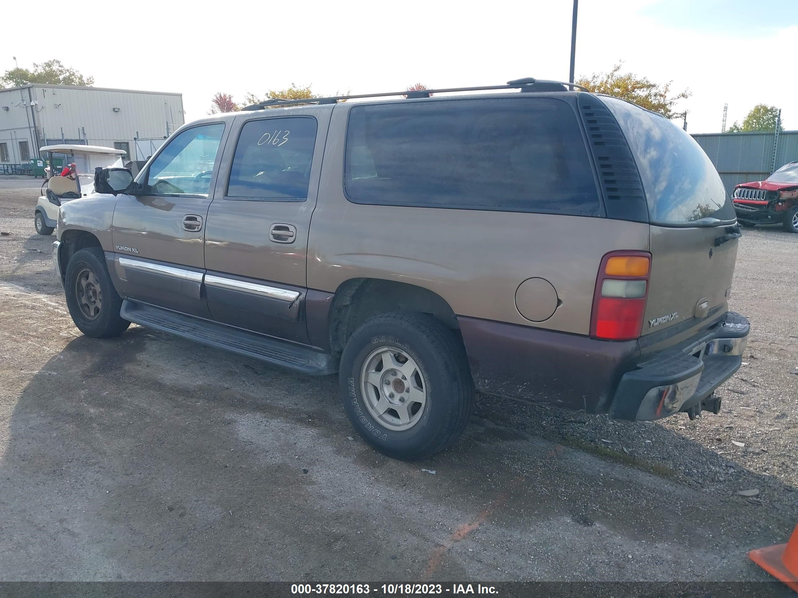 Photo 2 VIN: 1GKEC16Z53J278193 - GMC YUKON 