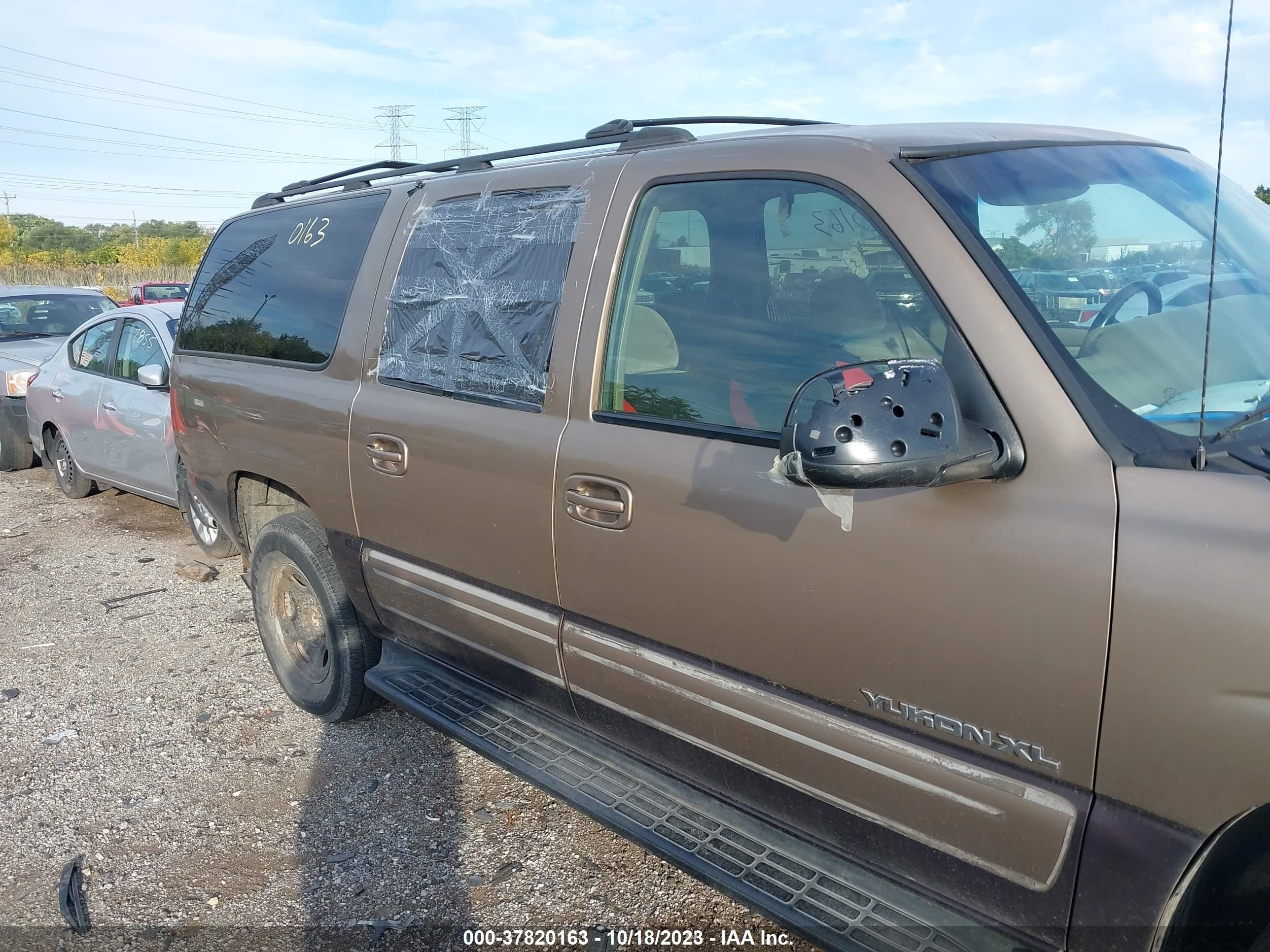 Photo 5 VIN: 1GKEC16Z53J278193 - GMC YUKON 