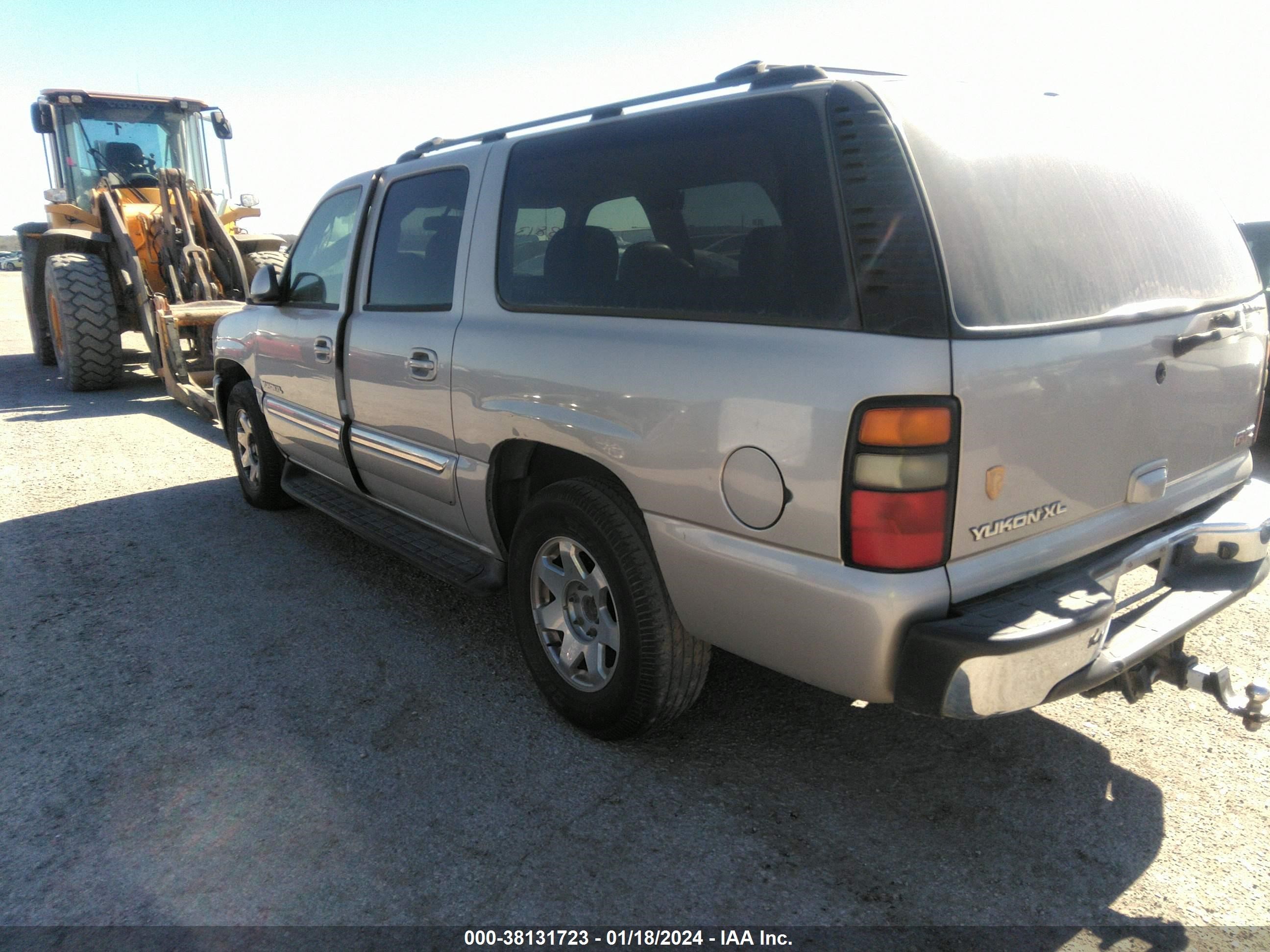 Photo 2 VIN: 1GKEC16ZX4J118246 - GMC YUKON 