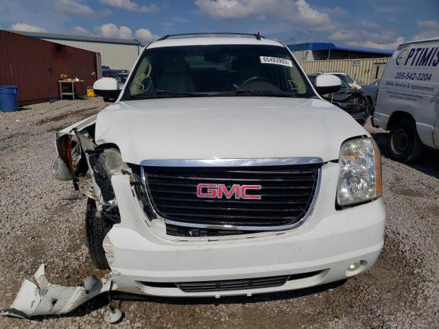 Photo 4 VIN: 1GKEC33319R147428 - GMC YUKON SLT 