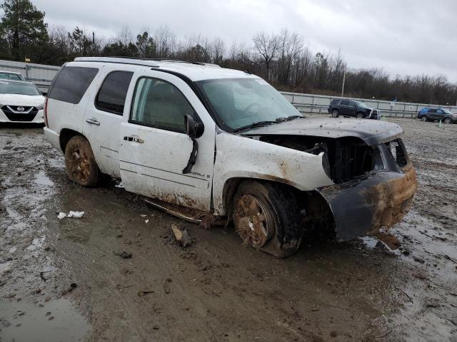 Photo 3 VIN: 1GKEC63838J155718 - GMC YUKON 