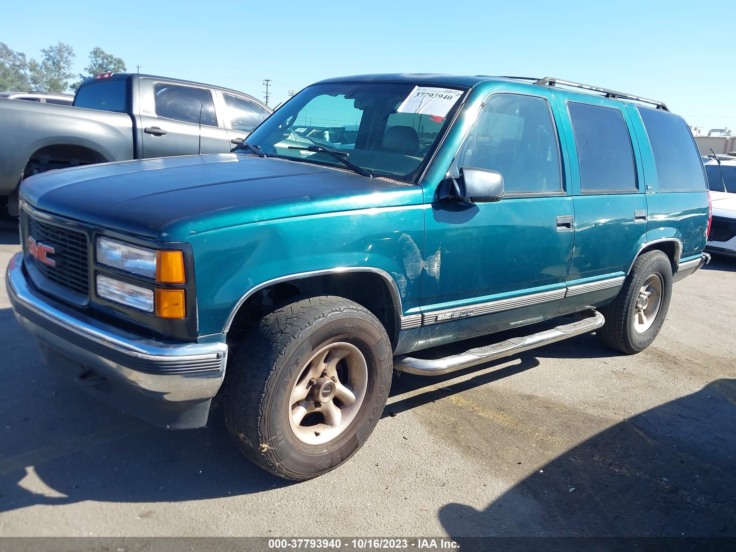 Photo 1 VIN: 1GKEK13K1SJ762029 - GMC YUKON 