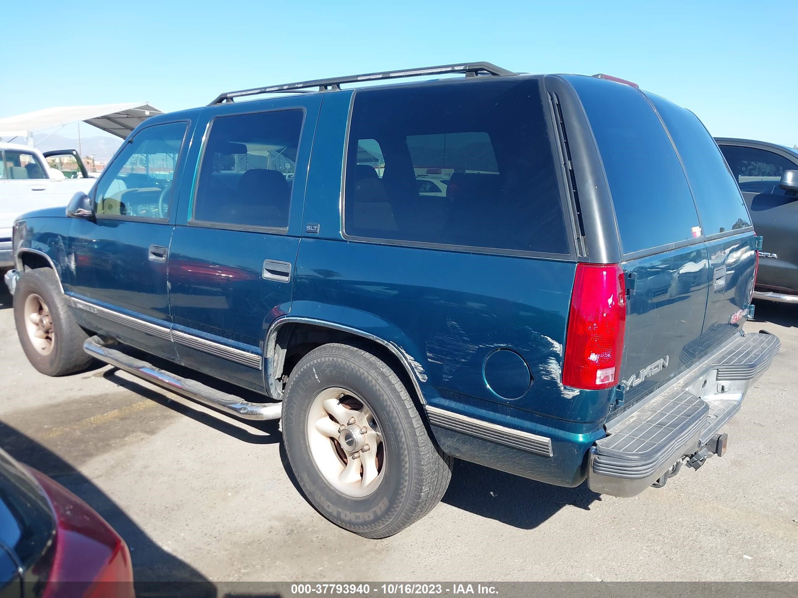 Photo 2 VIN: 1GKEK13K1SJ762029 - GMC YUKON 