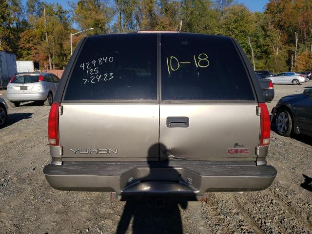 Photo 5 VIN: 1GKEK13R0WJ722768 - GMC YUKON 