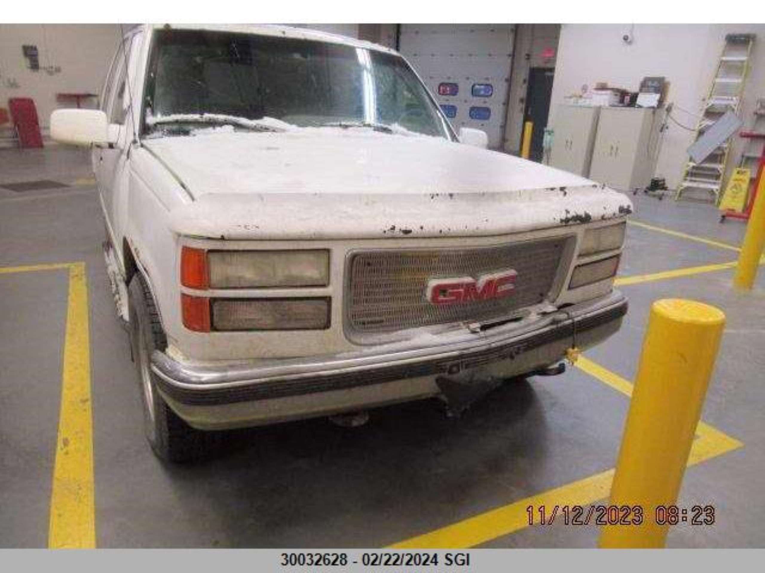 Photo 5 VIN: 1GKEK13R2TJ713288 - GMC YUKON 